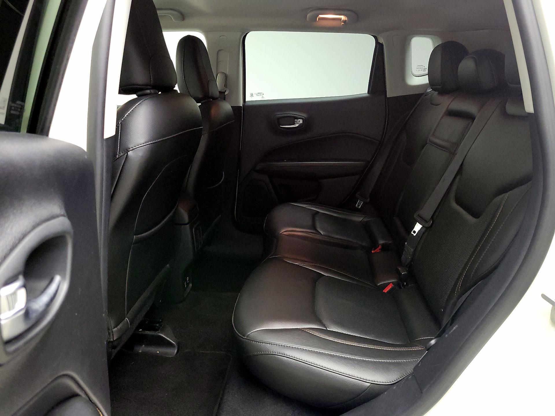 Thumbnail: 2018 Jeep Compass - 19