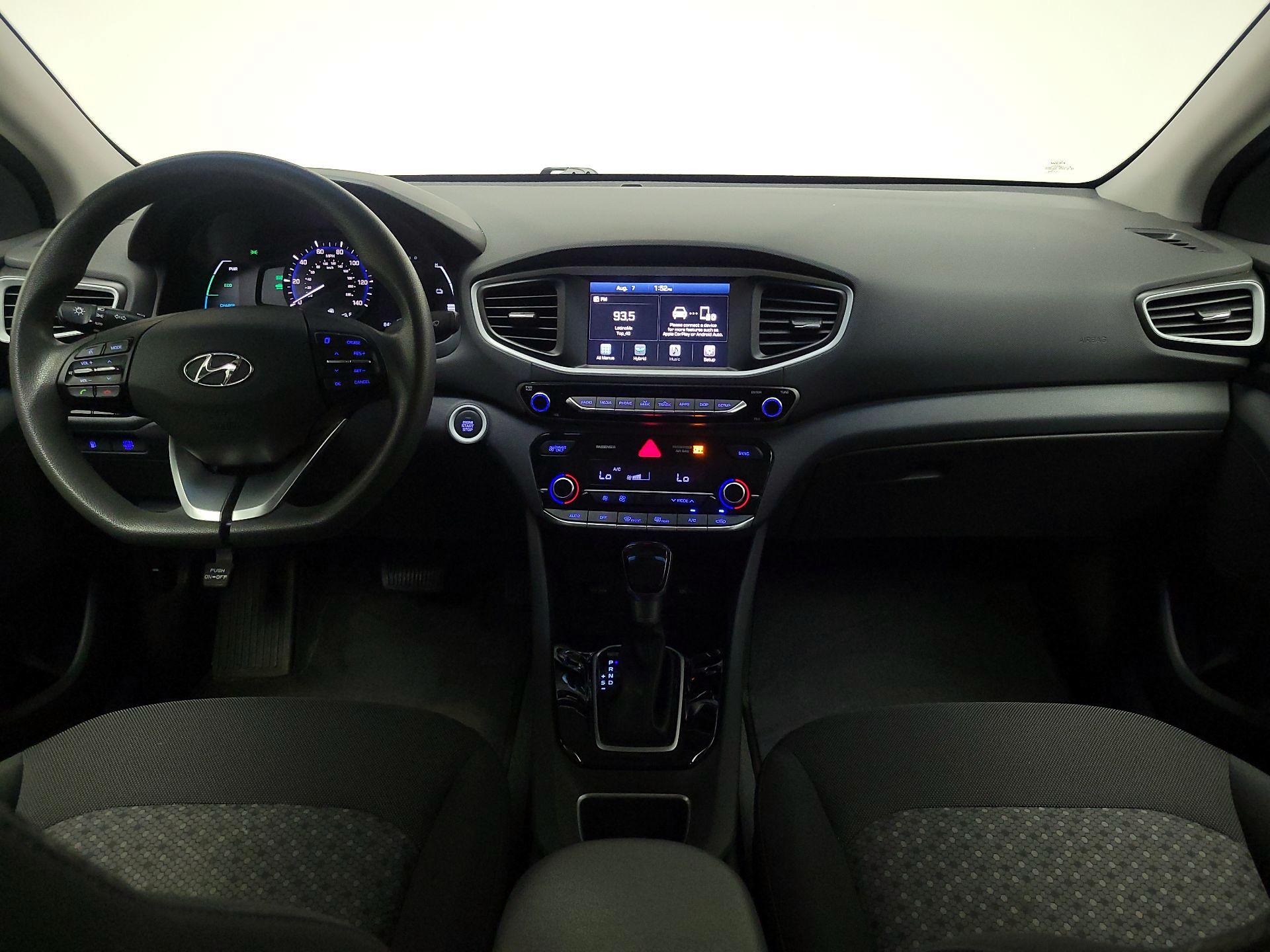 Thumbnail: 2017 Hyundai Ioniq - 9