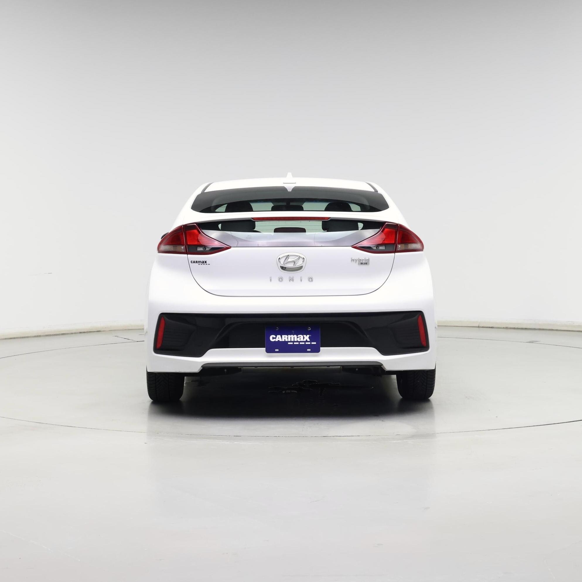 Thumbnail: 2017 Hyundai Ioniq - 6