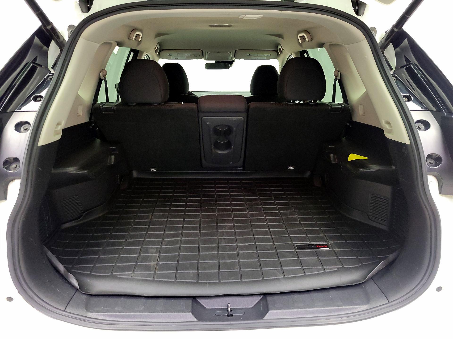 Thumbnail: 2019 Nissan Rogue - 20