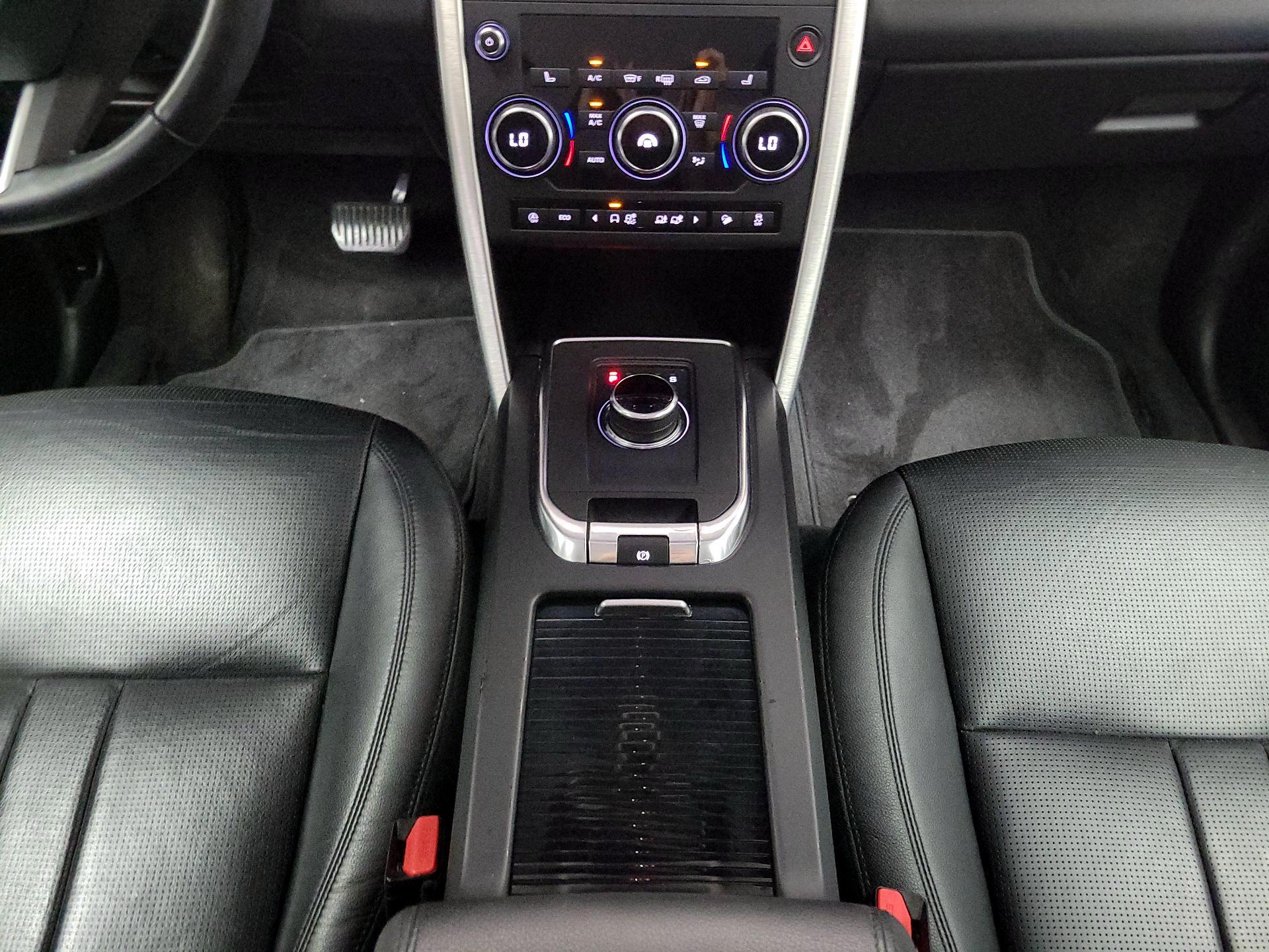 Thumbnail: 2018 Land Rover Discovery Sport - 18