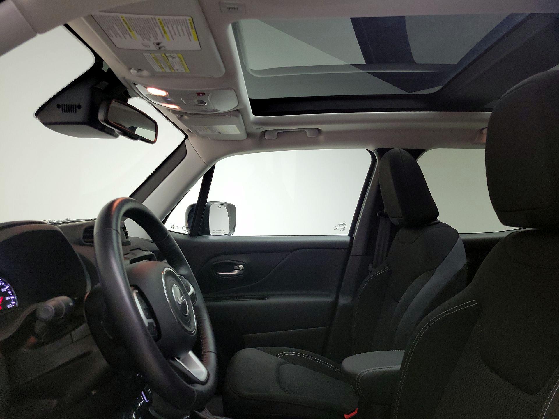 Thumbnail: 2023 Jeep Renegade - 20