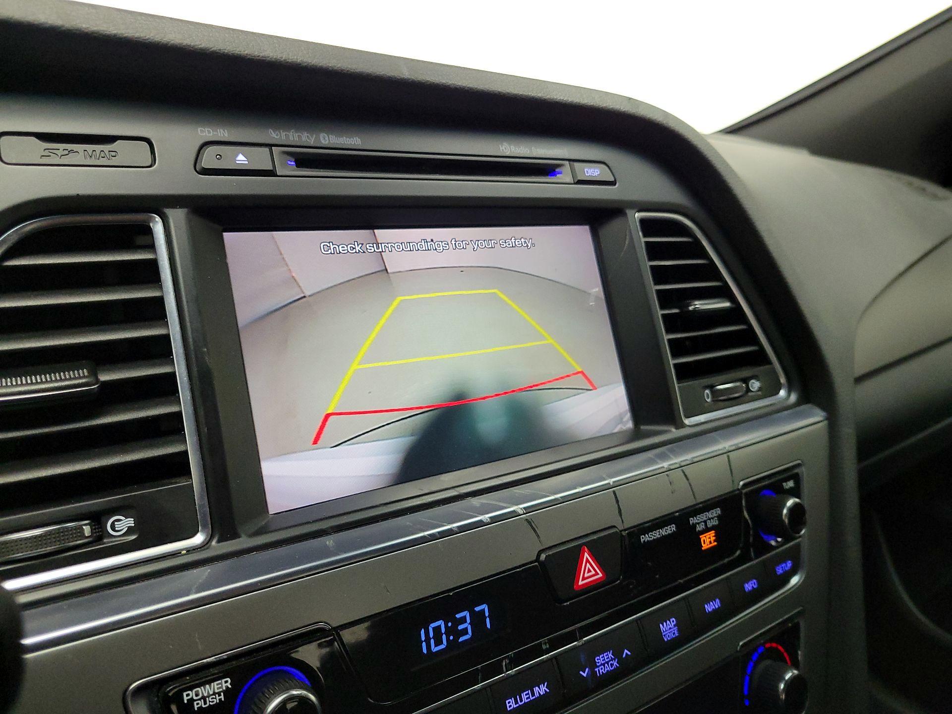 Thumbnail: 2015 Hyundai Sonata - 15