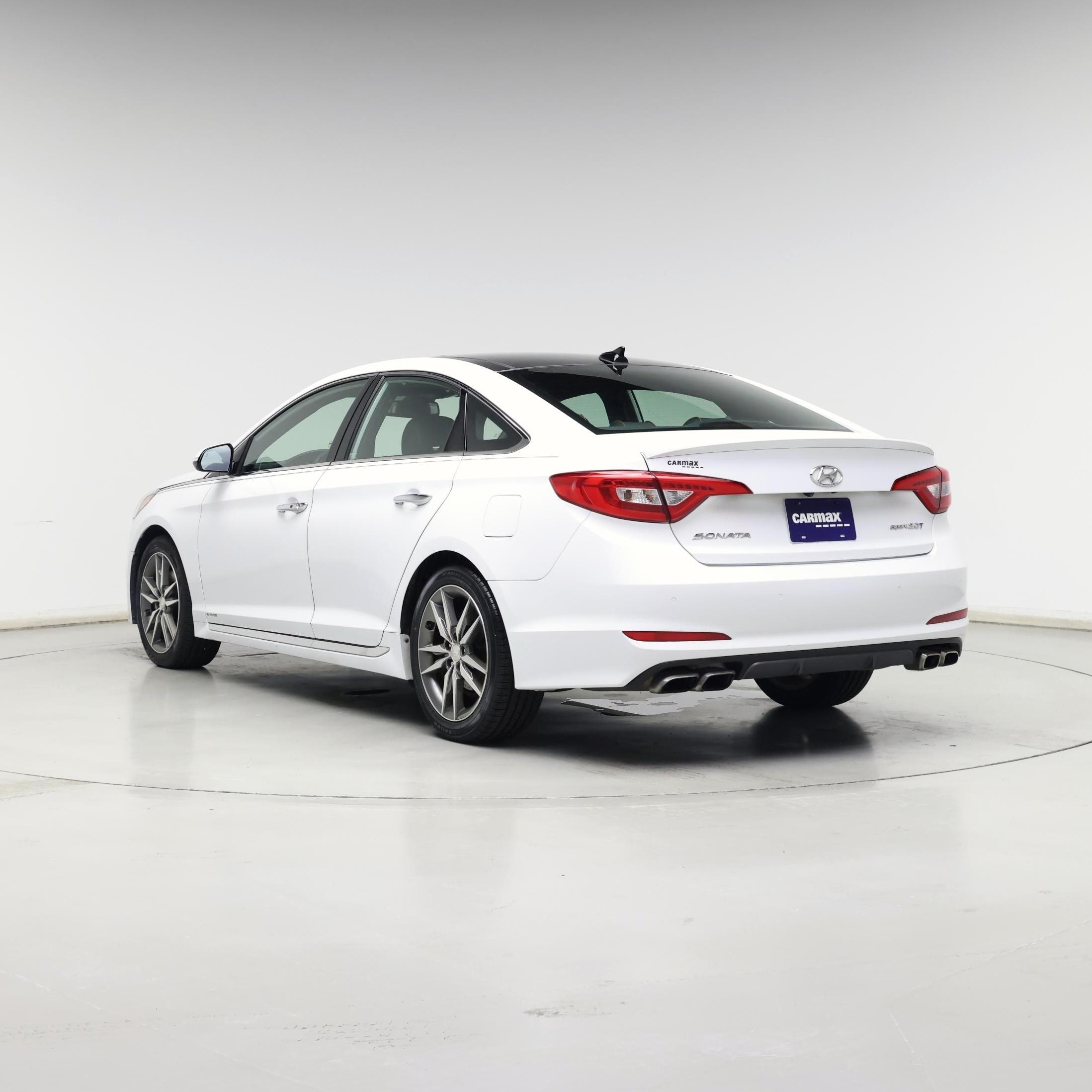 Thumbnail: 2015 Hyundai Sonata - 2
