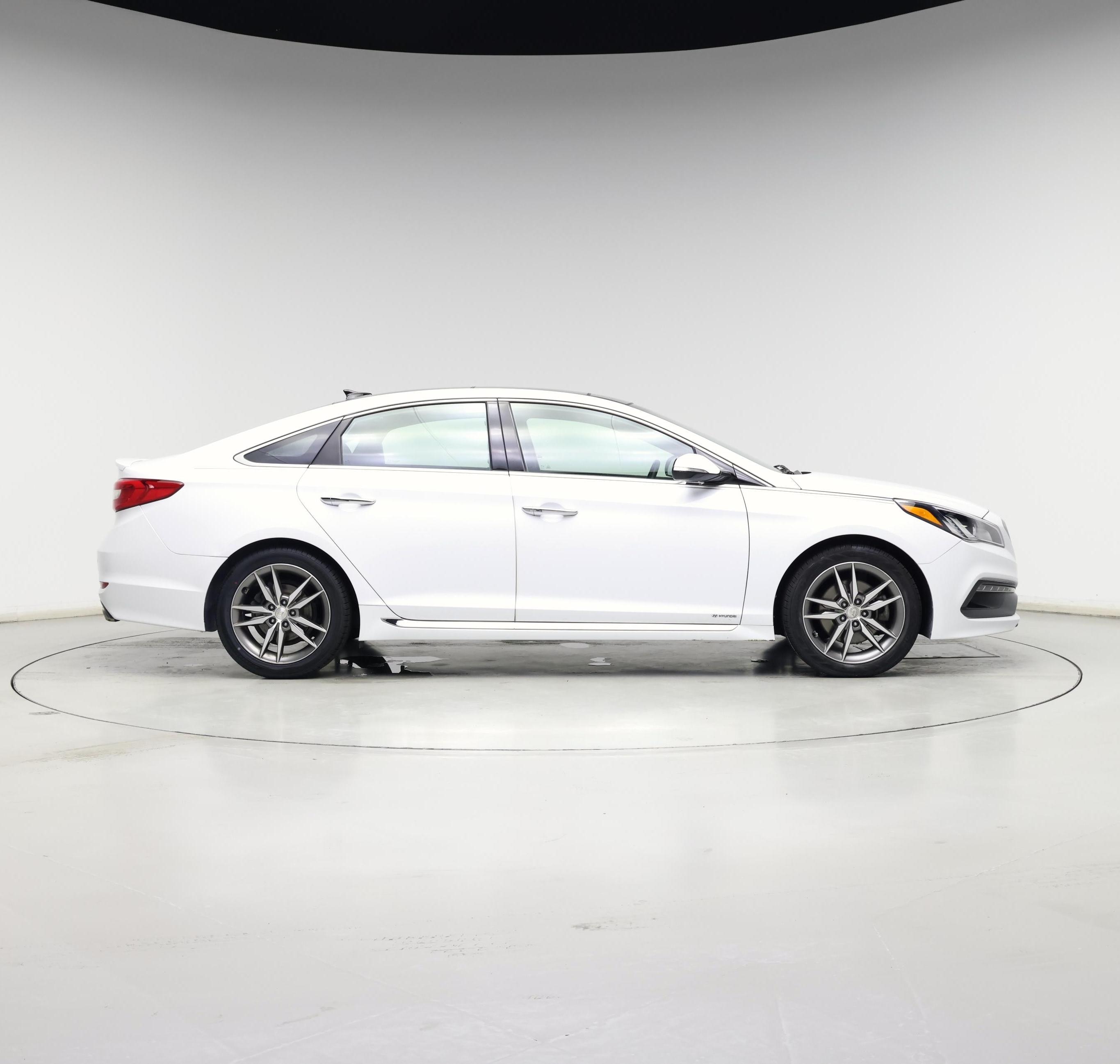 Thumbnail: 2015 Hyundai Sonata - 7