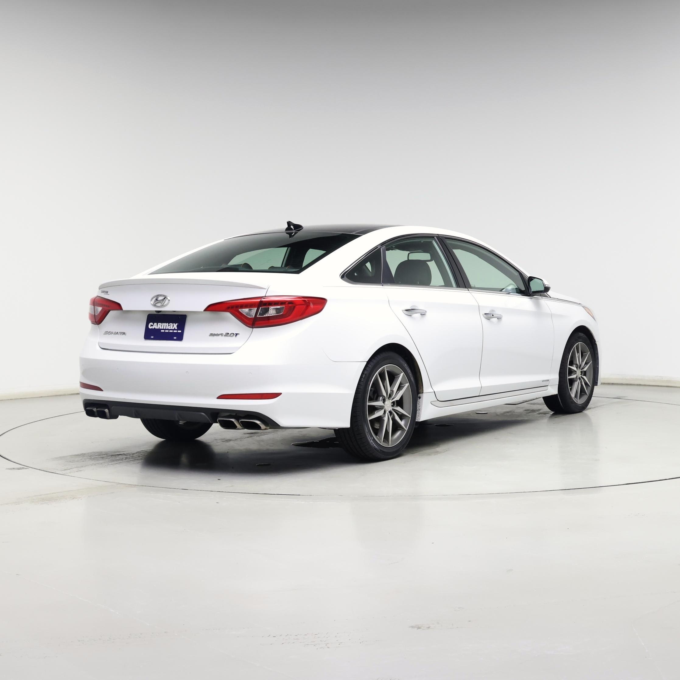 Thumbnail: 2015 Hyundai Sonata - 8