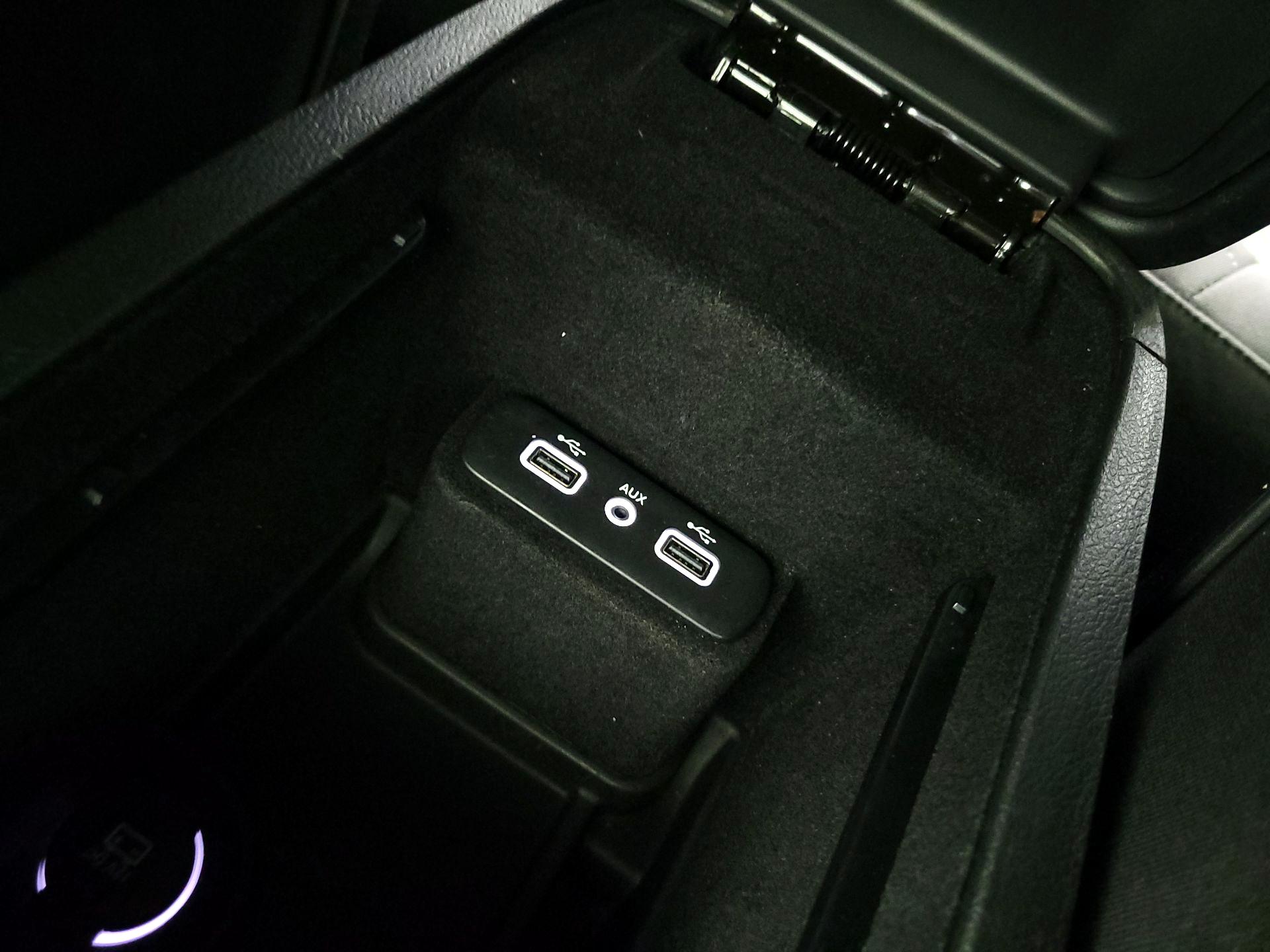 Thumbnail: 2018 Dodge Charger - 19