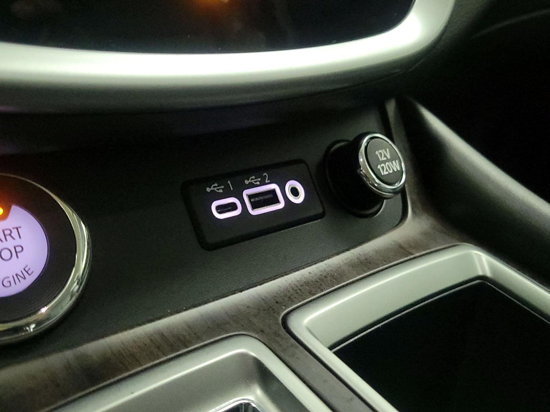Thumbnail: 2019 Nissan Murano - 19