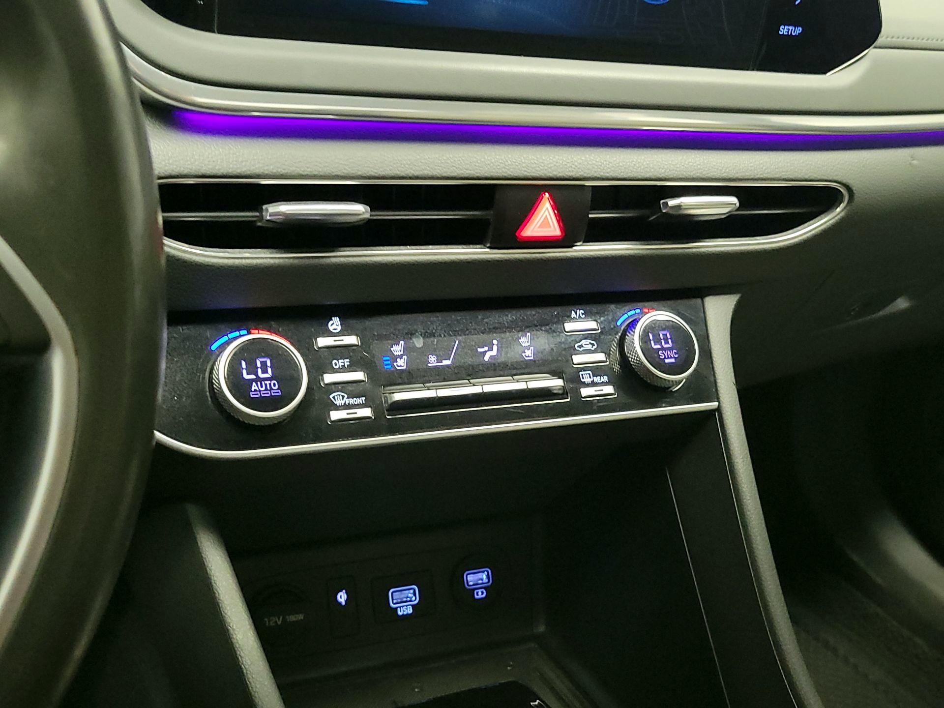 Thumbnail: 2020 Hyundai Sonata - 17