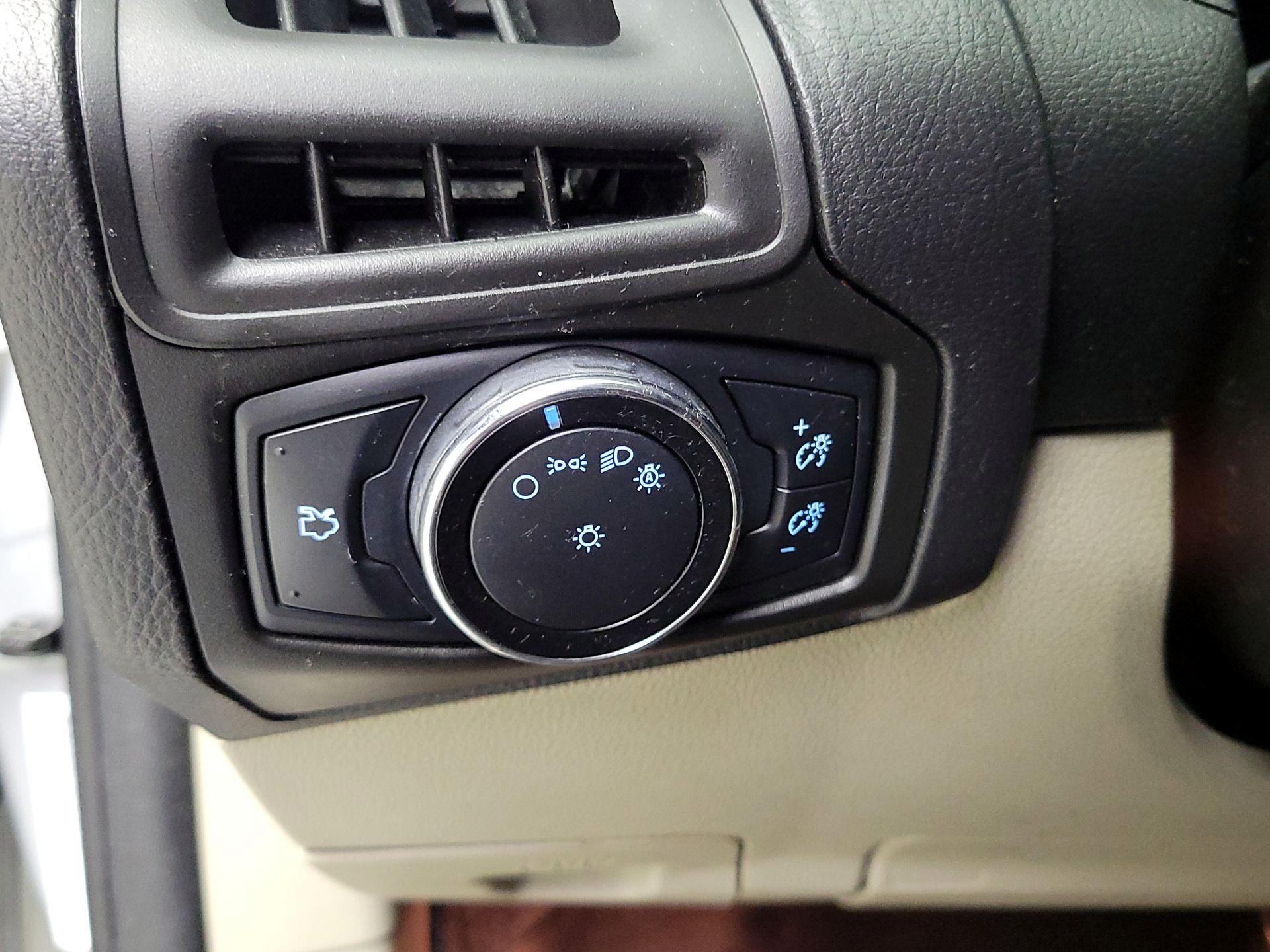 Thumbnail: 2014 Ford Focus - 13