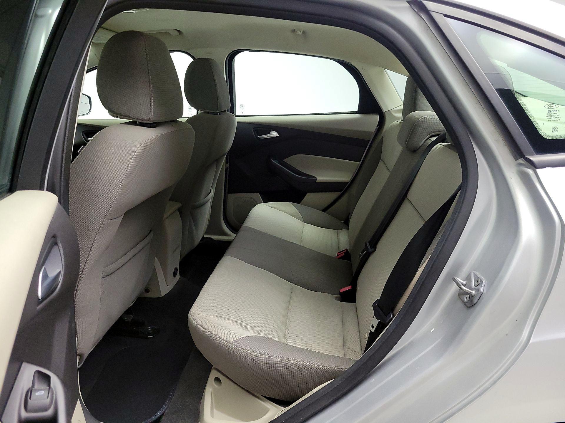 Thumbnail: 2014 Ford Focus - 18