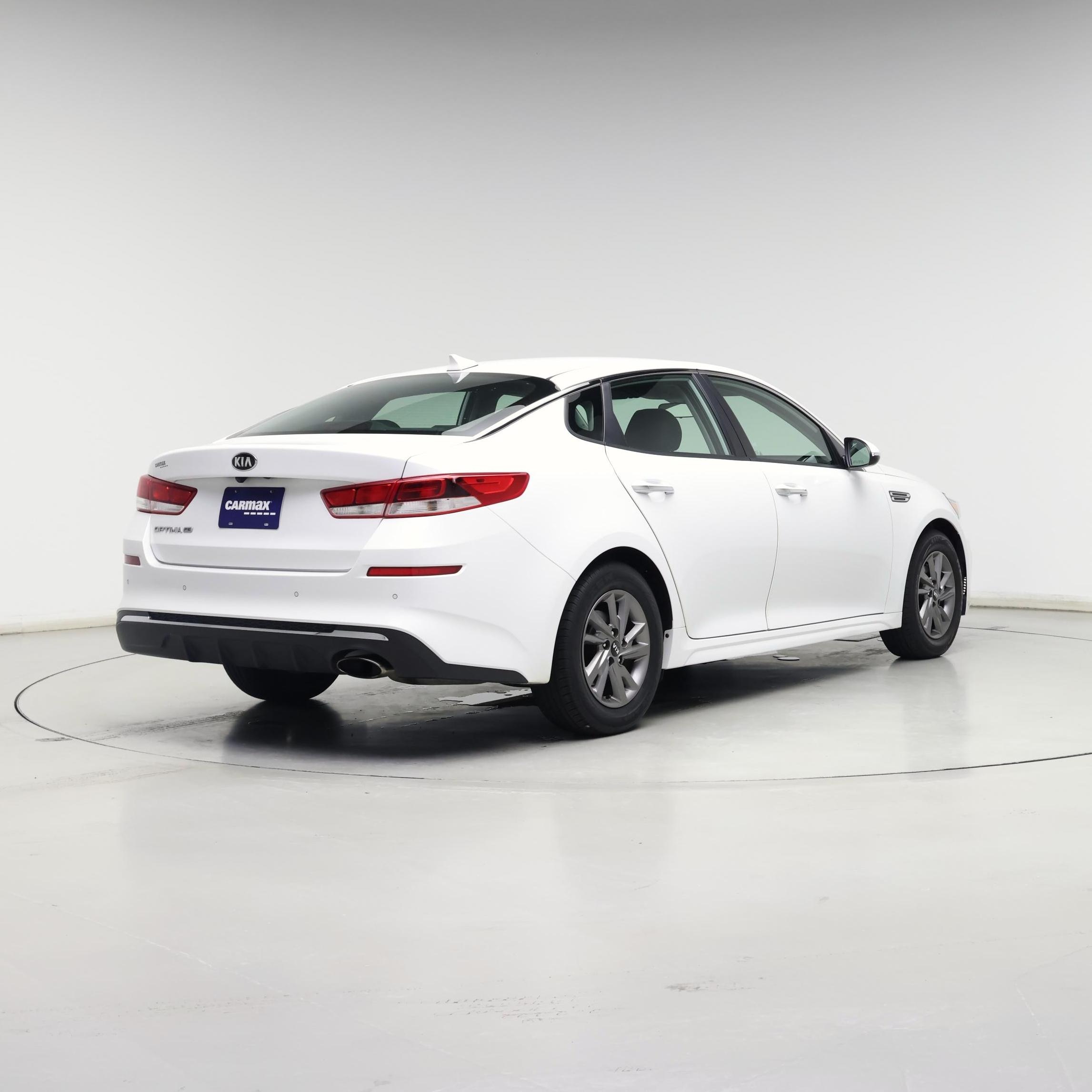 Thumbnail: 2020 Kia Optima - 8