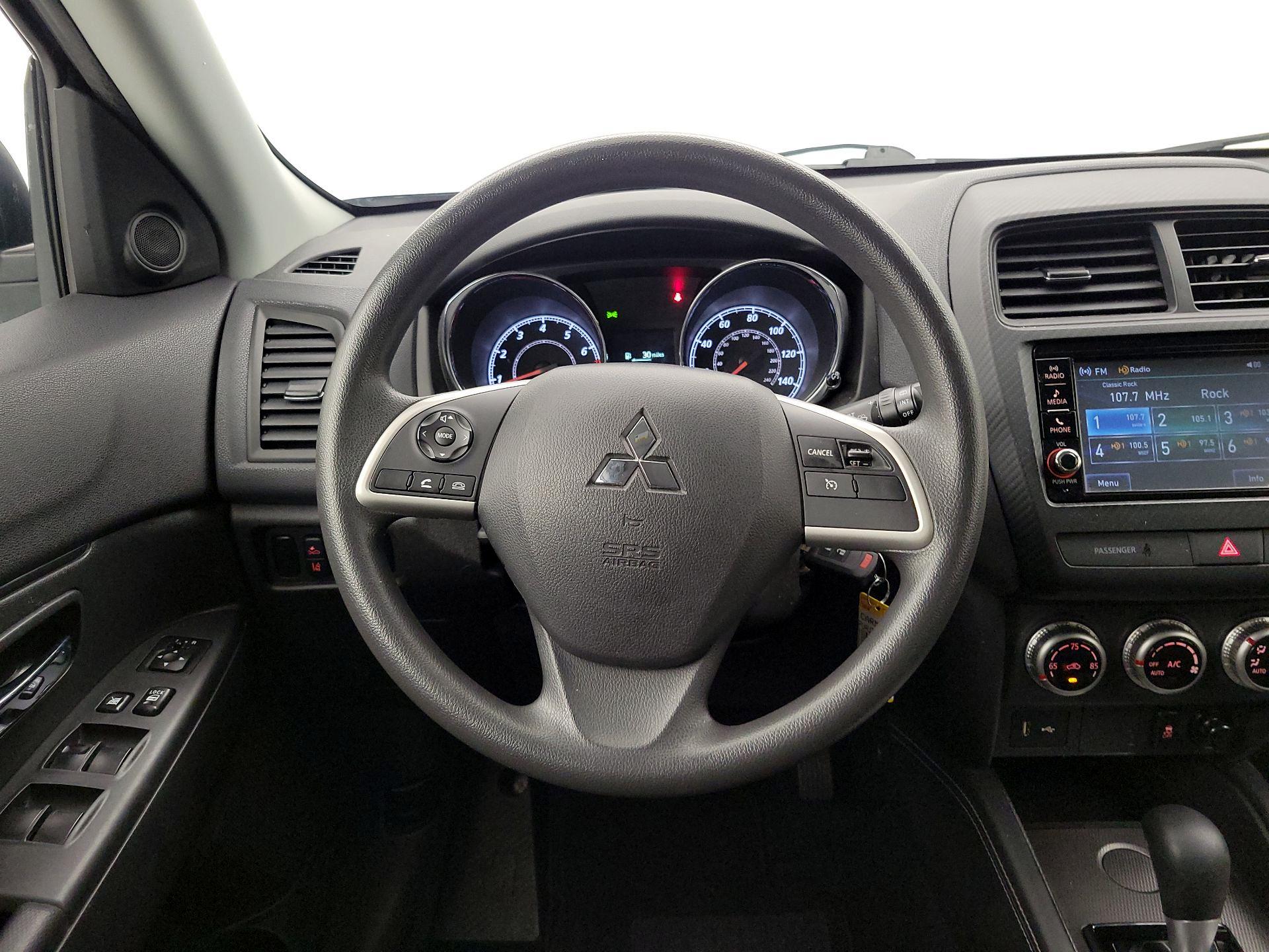 Thumbnail: 2021 Mitsubishi Outlander Sport - 10