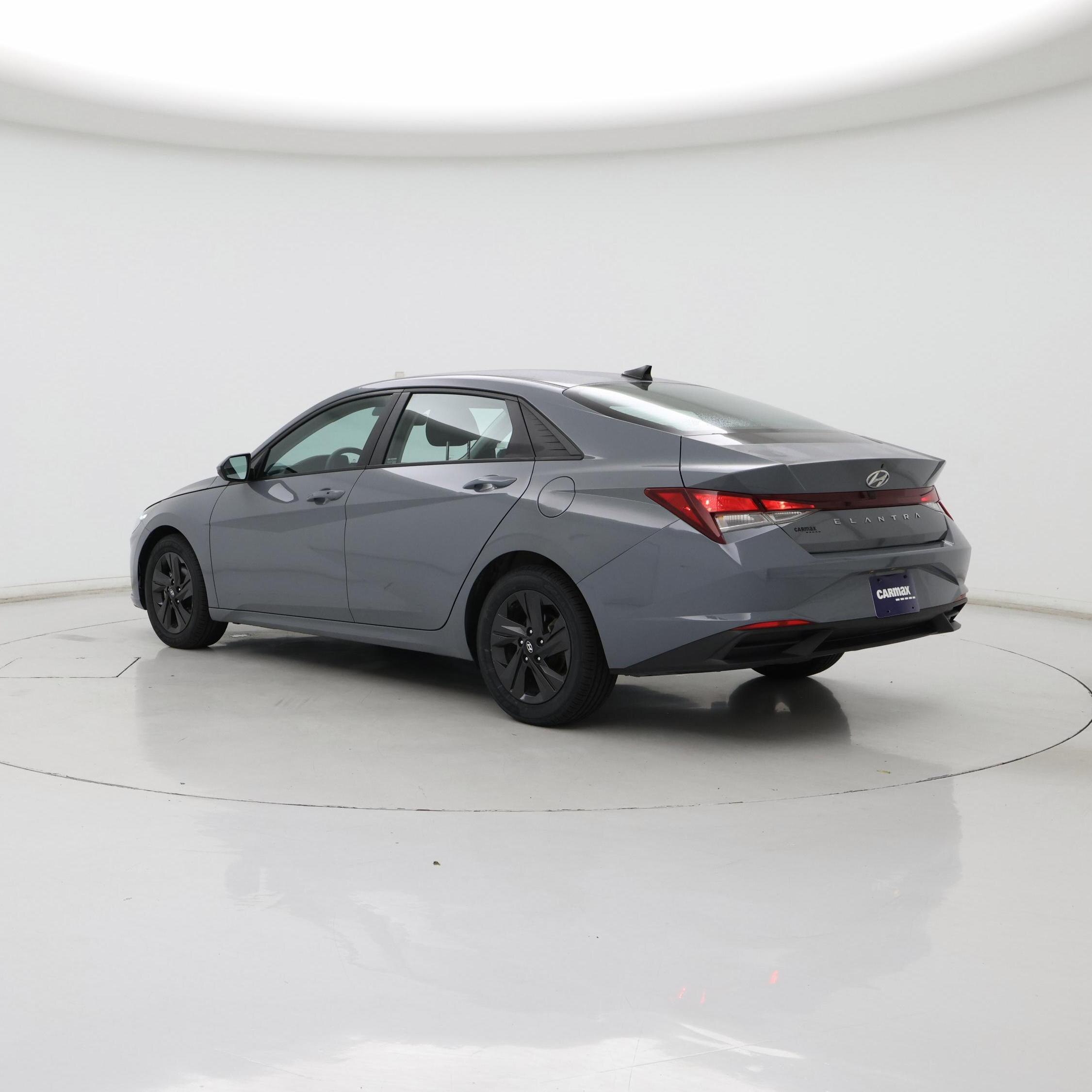 Thumbnail: 2021 Hyundai Elantra - 2