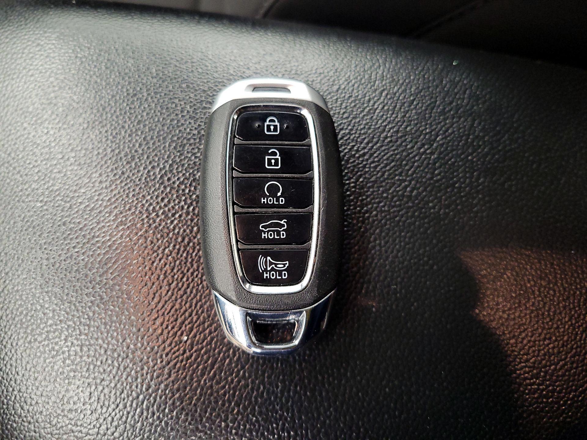 Thumbnail: 2021 Hyundai Elantra - 19
