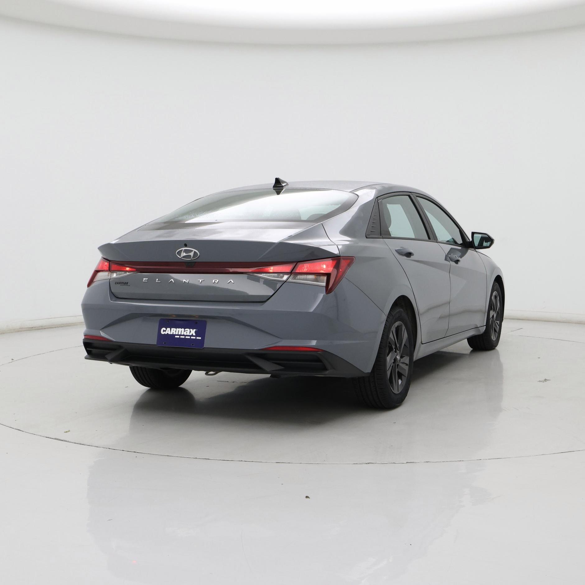 Thumbnail: 2021 Hyundai Elantra - 8