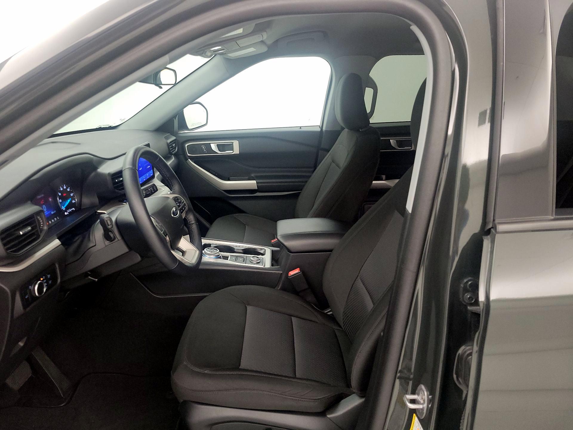Thumbnail: 2023 Ford Explorer - 11