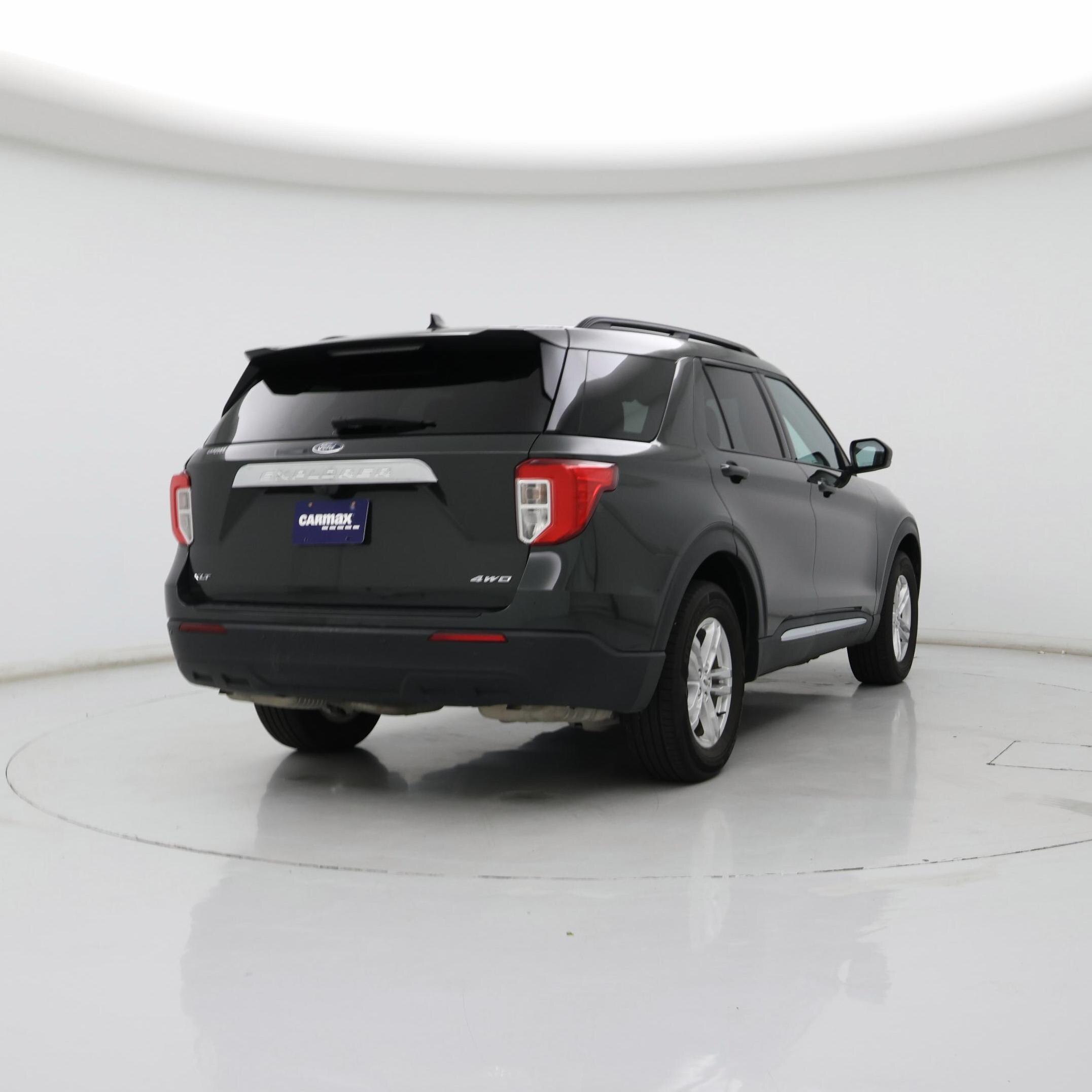 Thumbnail: 2023 Ford Explorer - 8