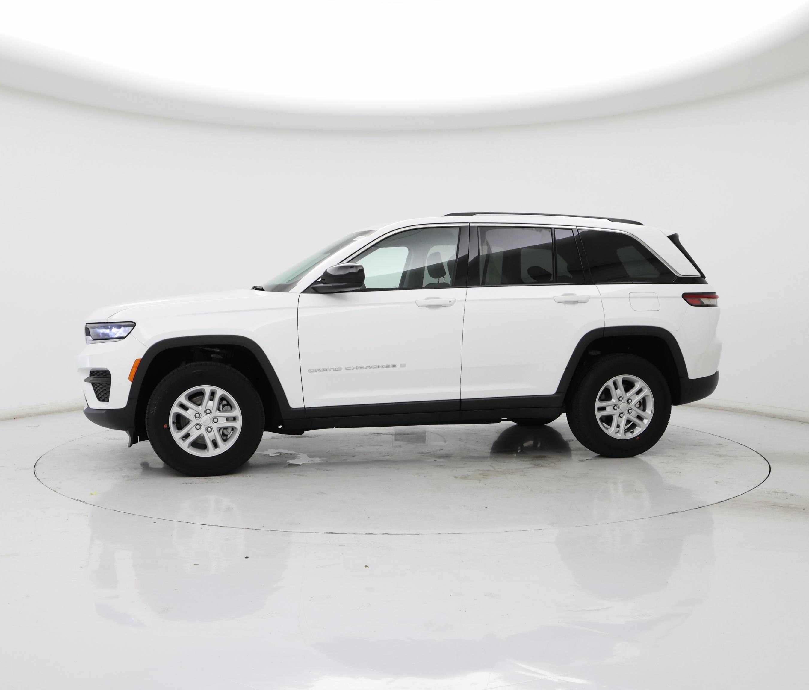 Thumbnail: 2023 Jeep Grand Cherokee - 3