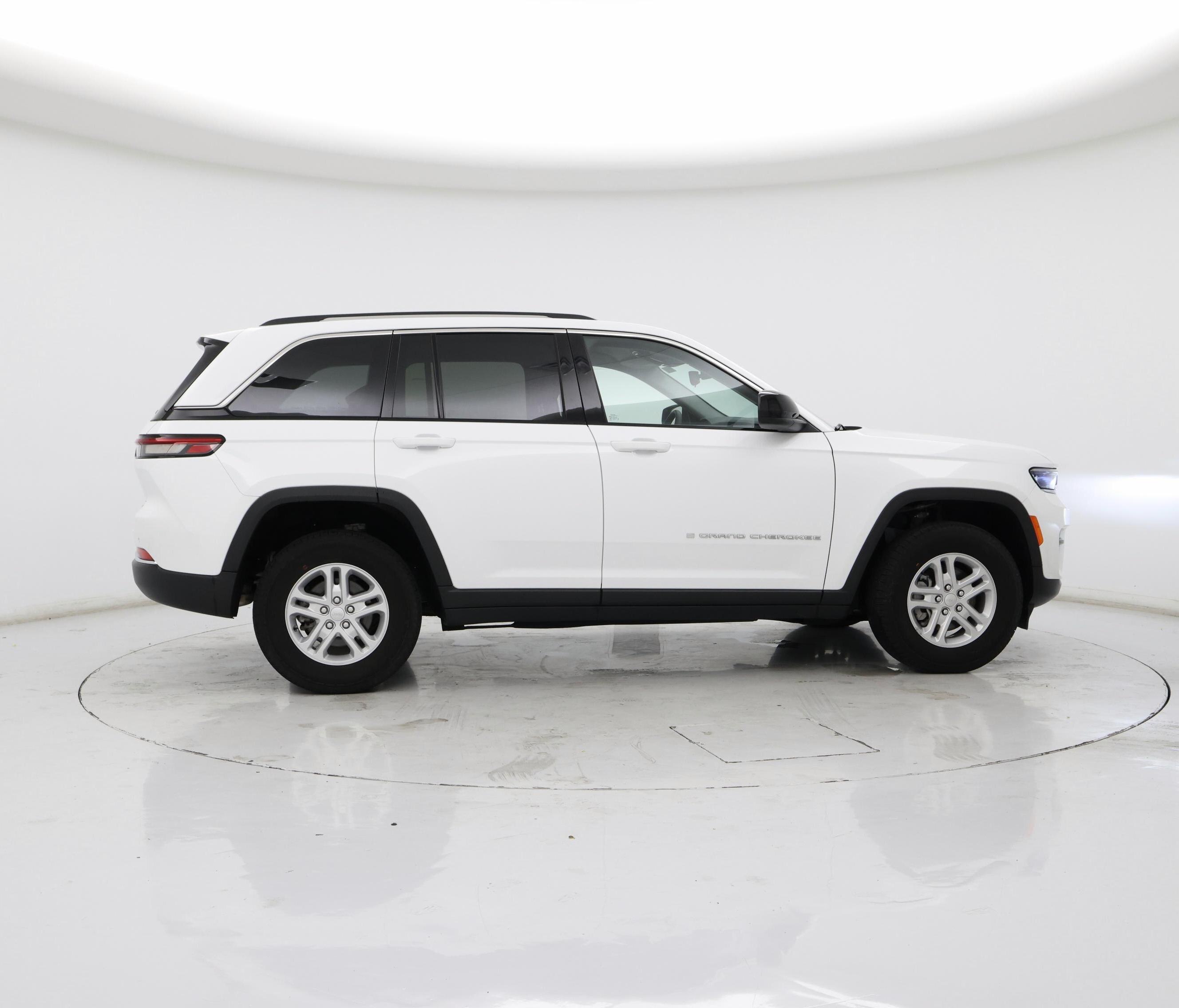 Thumbnail: 2023 Jeep Grand Cherokee - 7