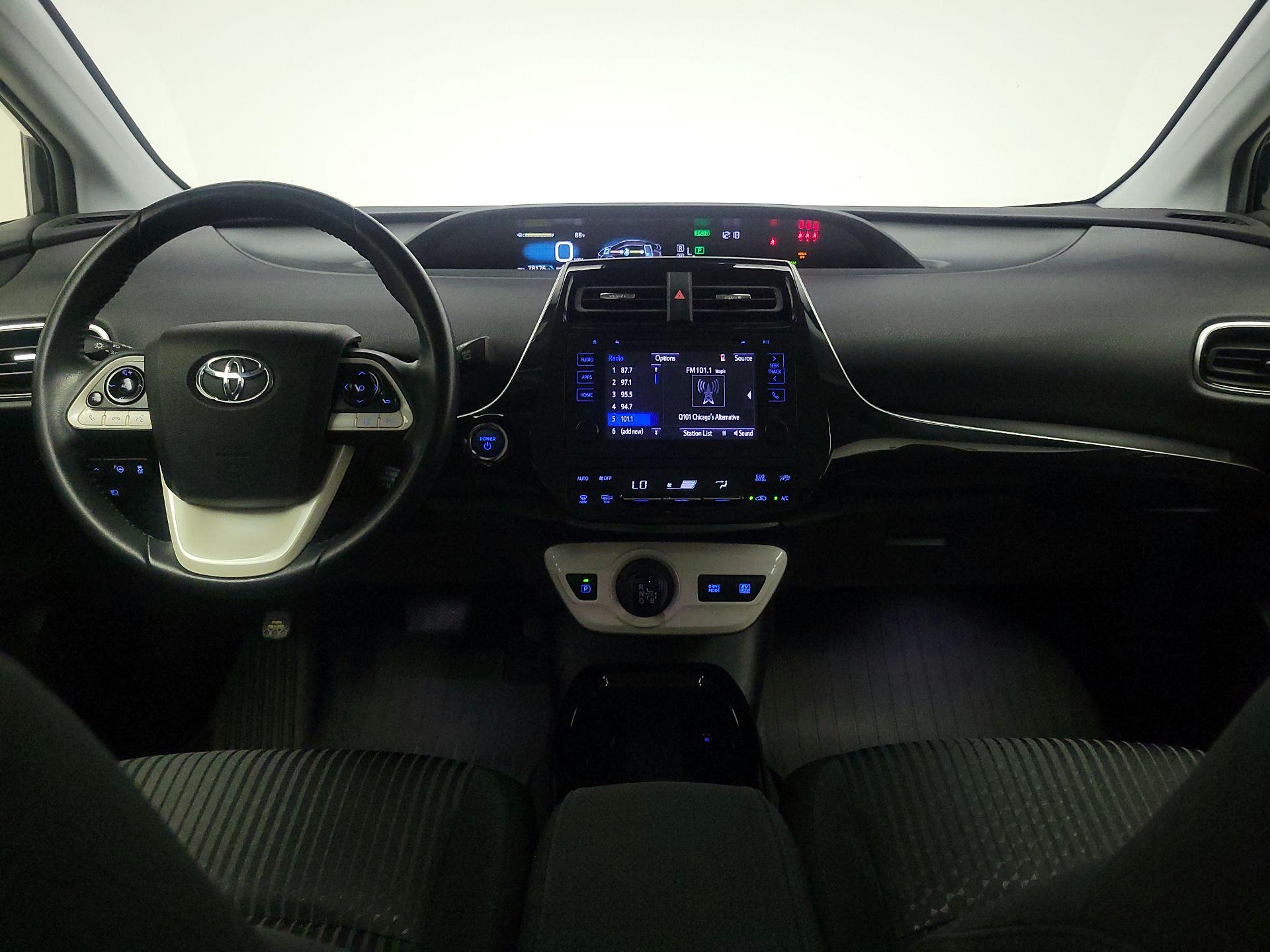 Thumbnail: 2018 Toyota Prius - 9
