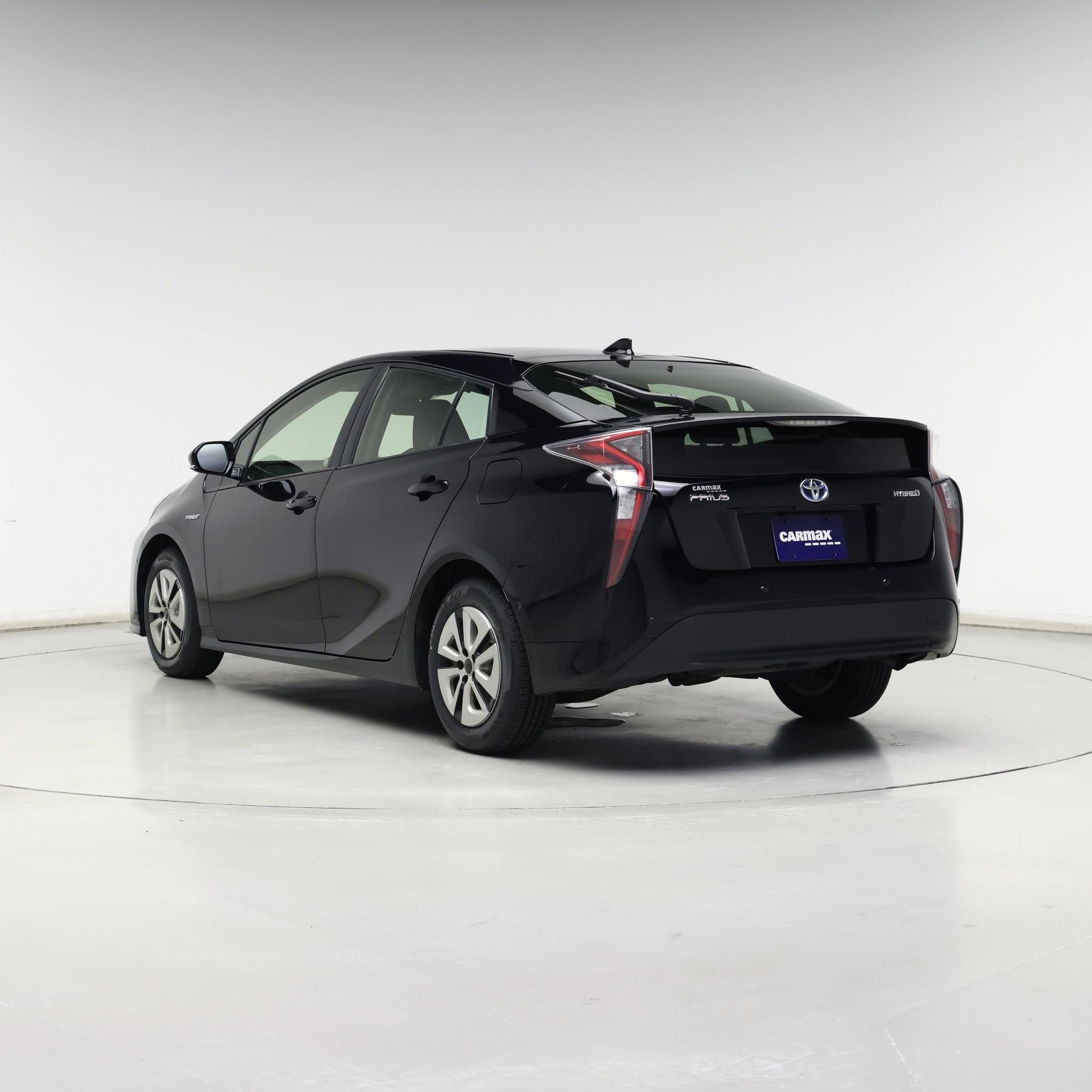 Thumbnail: 2018 Toyota Prius - 2