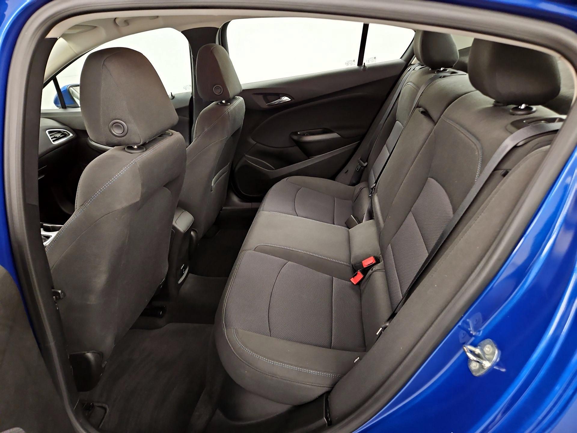 Thumbnail: 2018 Chevrolet Cruze - 19