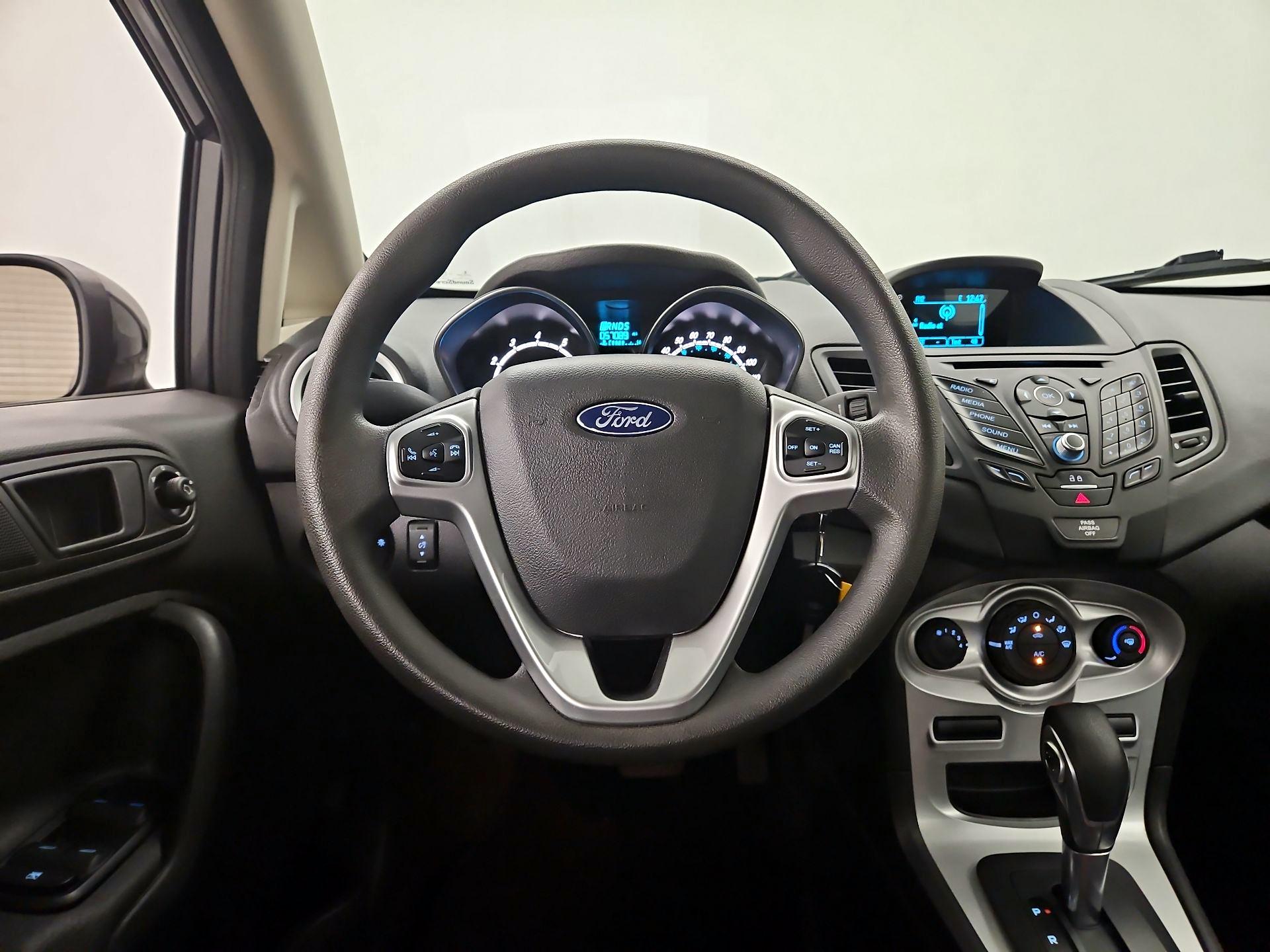 Thumbnail: 2017 Ford Fiesta - 10