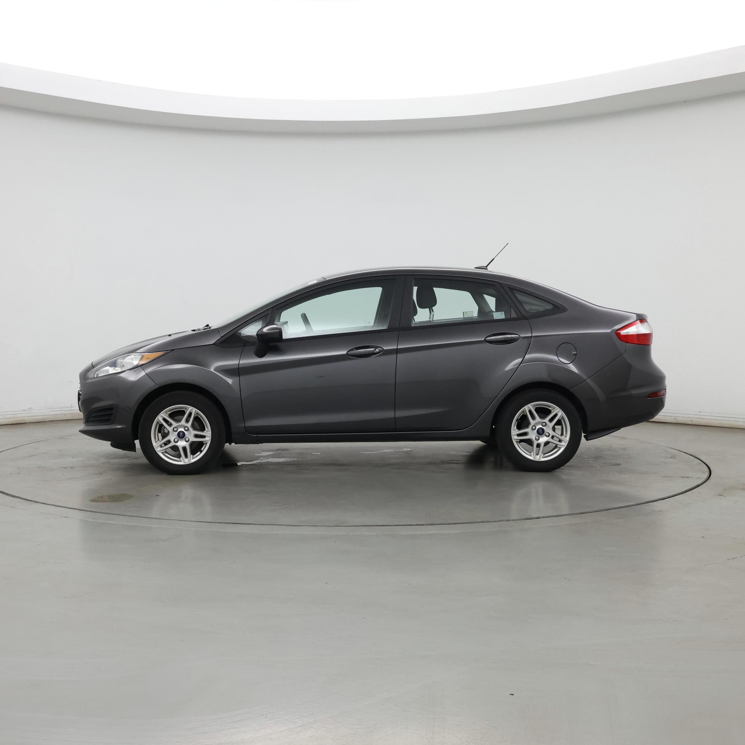 Thumbnail: 2017 Ford Fiesta - 3