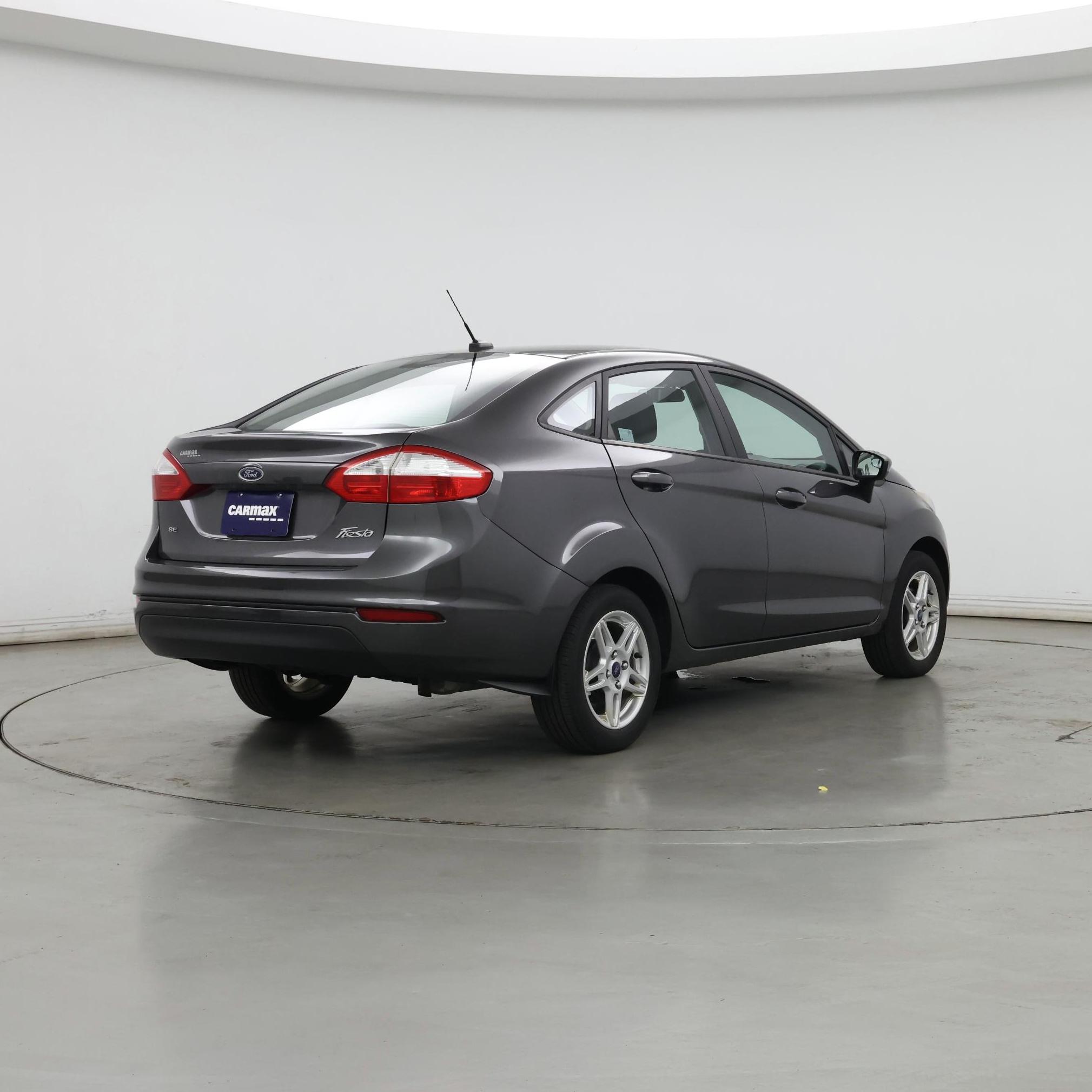 Thumbnail: 2017 Ford Fiesta - 8