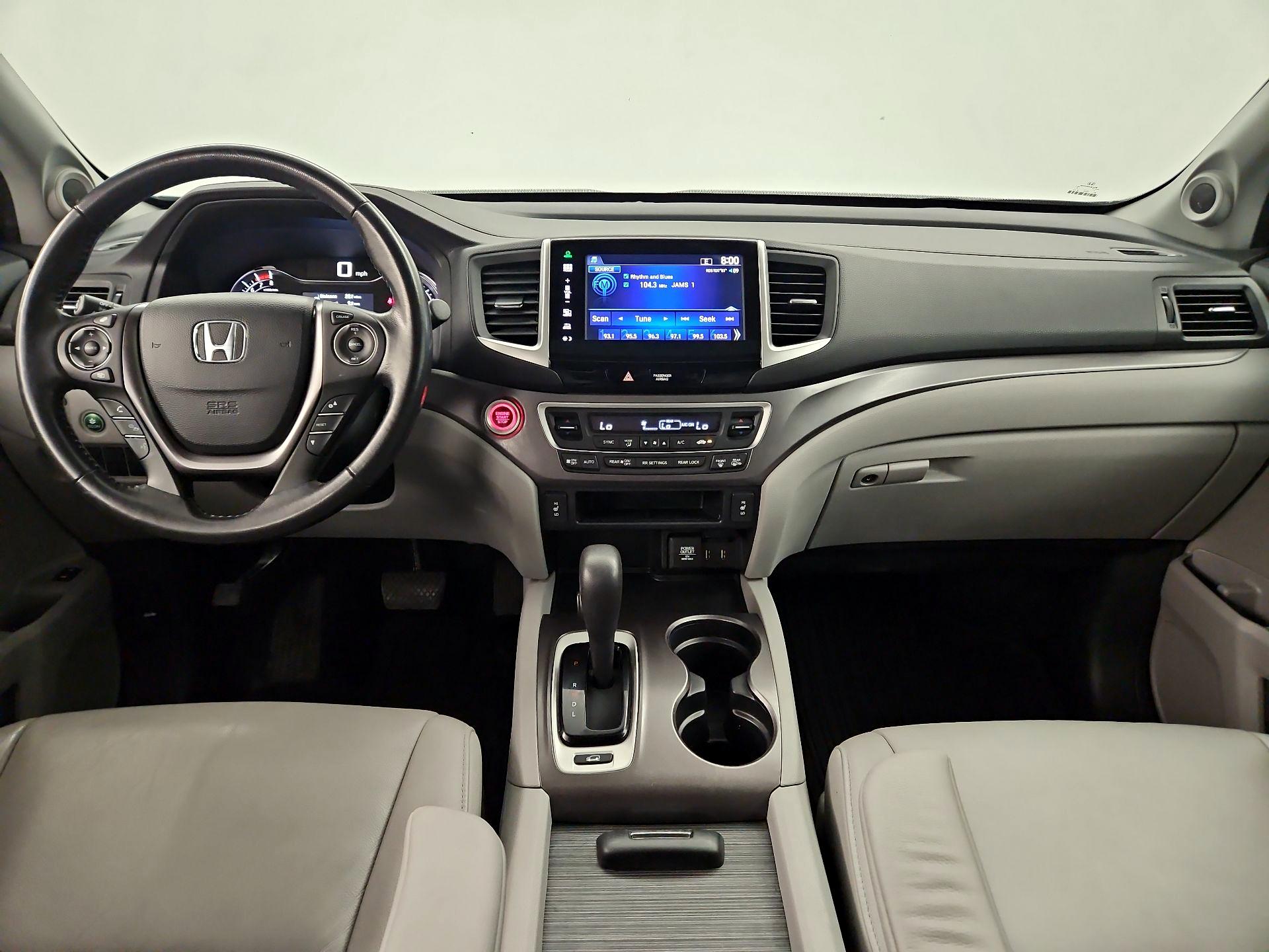Thumbnail: 2016 Honda Pilot - 9
