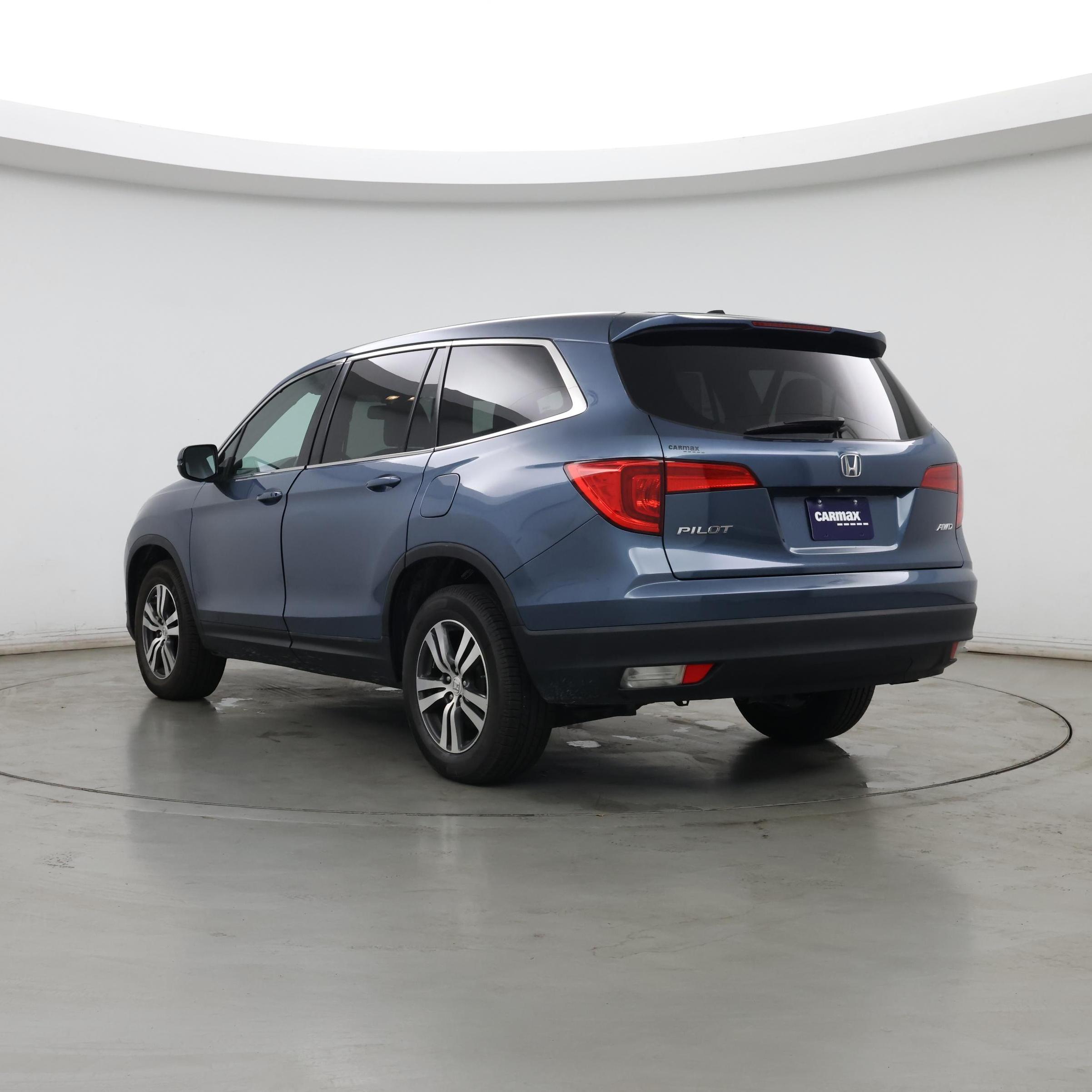 Thumbnail: 2016 Honda Pilot - 2