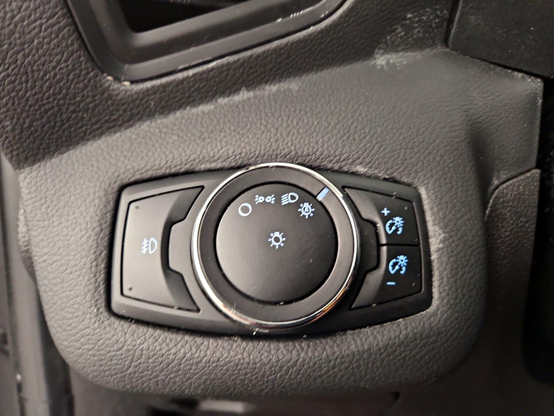 Thumbnail: 2014 Ford Escape - 13