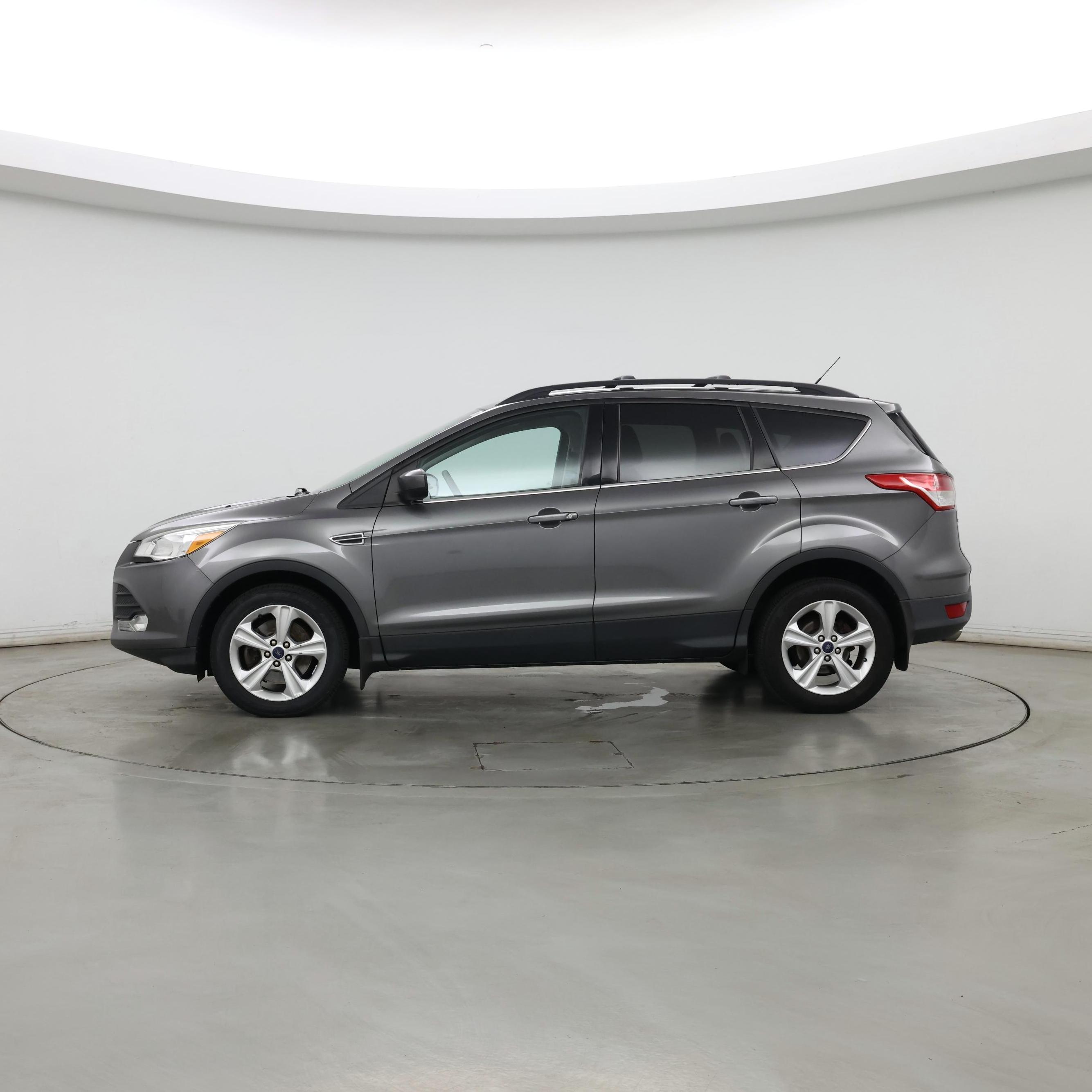 Thumbnail: 2014 Ford Escape - 3