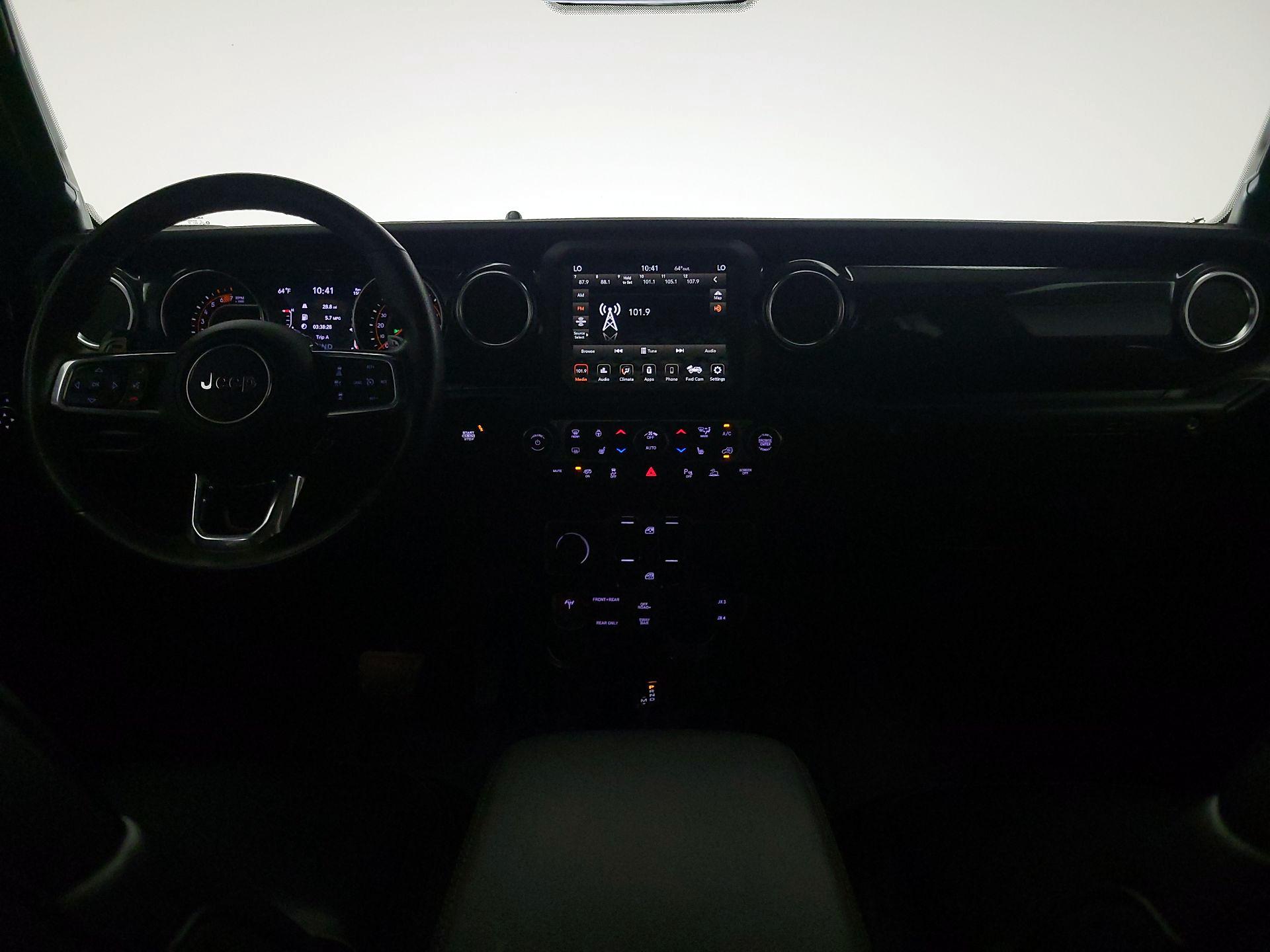 Thumbnail: 2023 Jeep Wrangler - 9