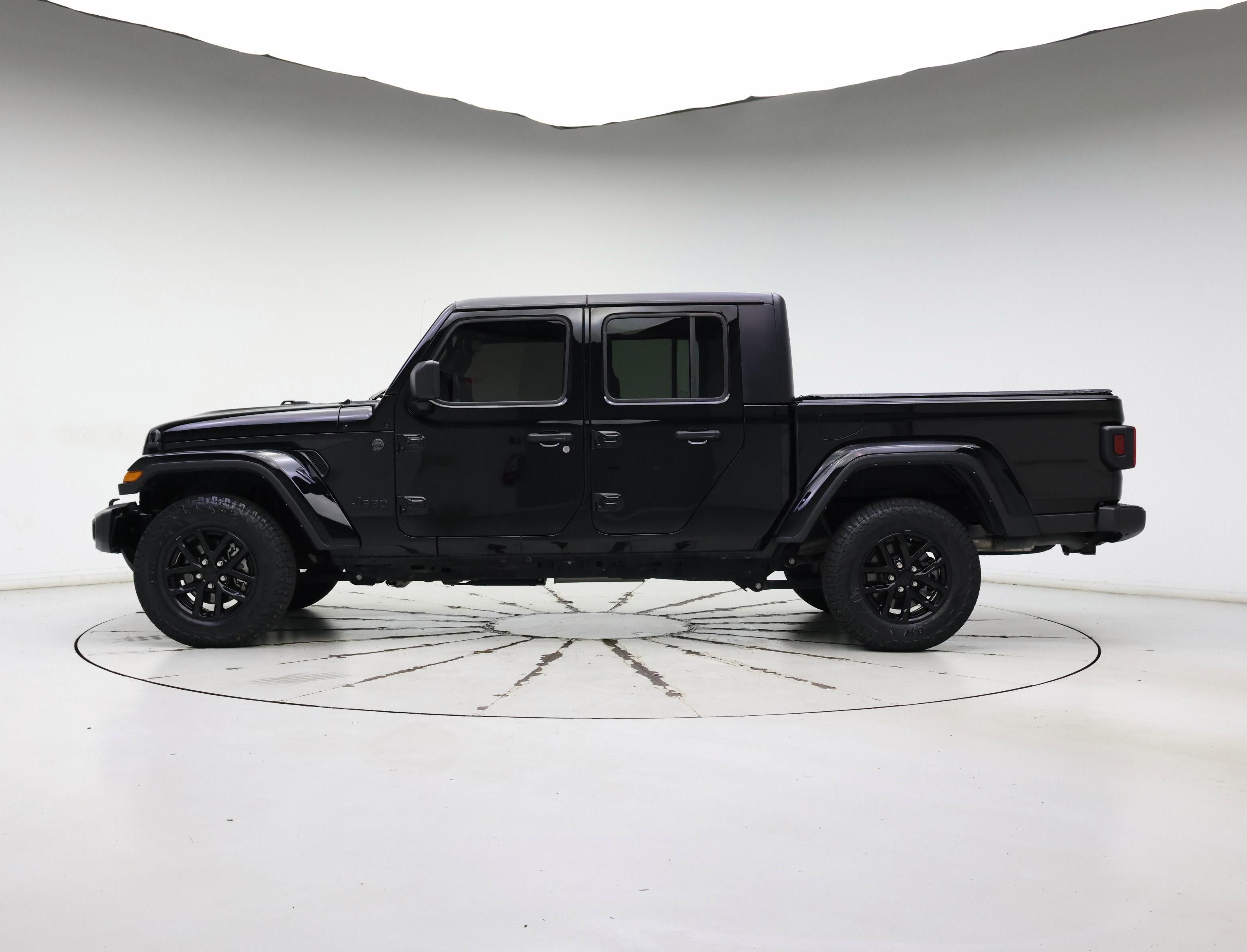 Thumbnail: 2022 Jeep Gladiator - 3