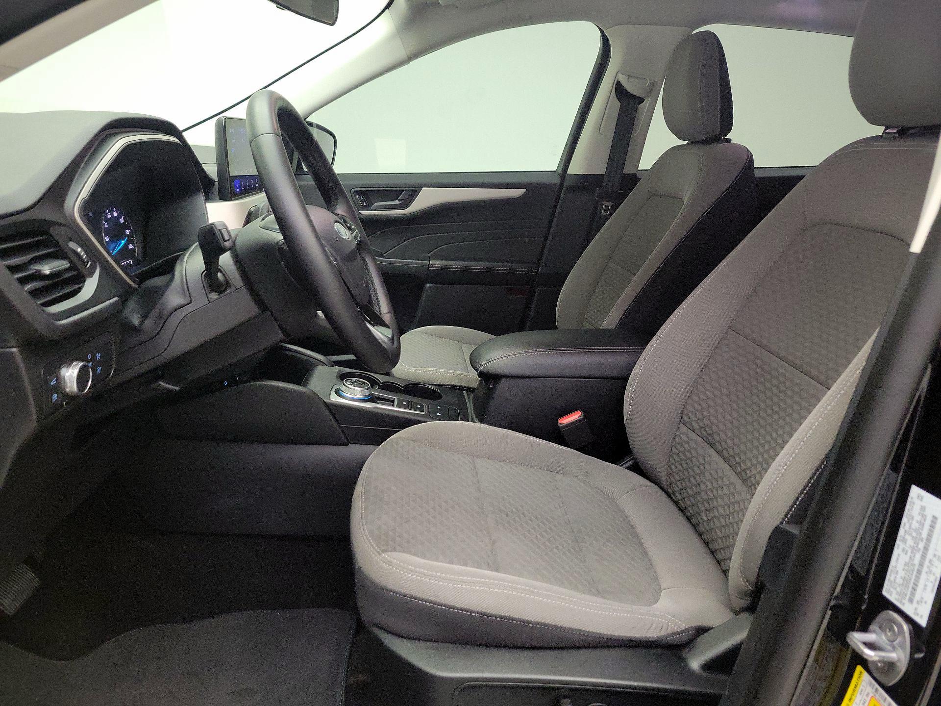 Thumbnail: 2022 Ford Escape - 11