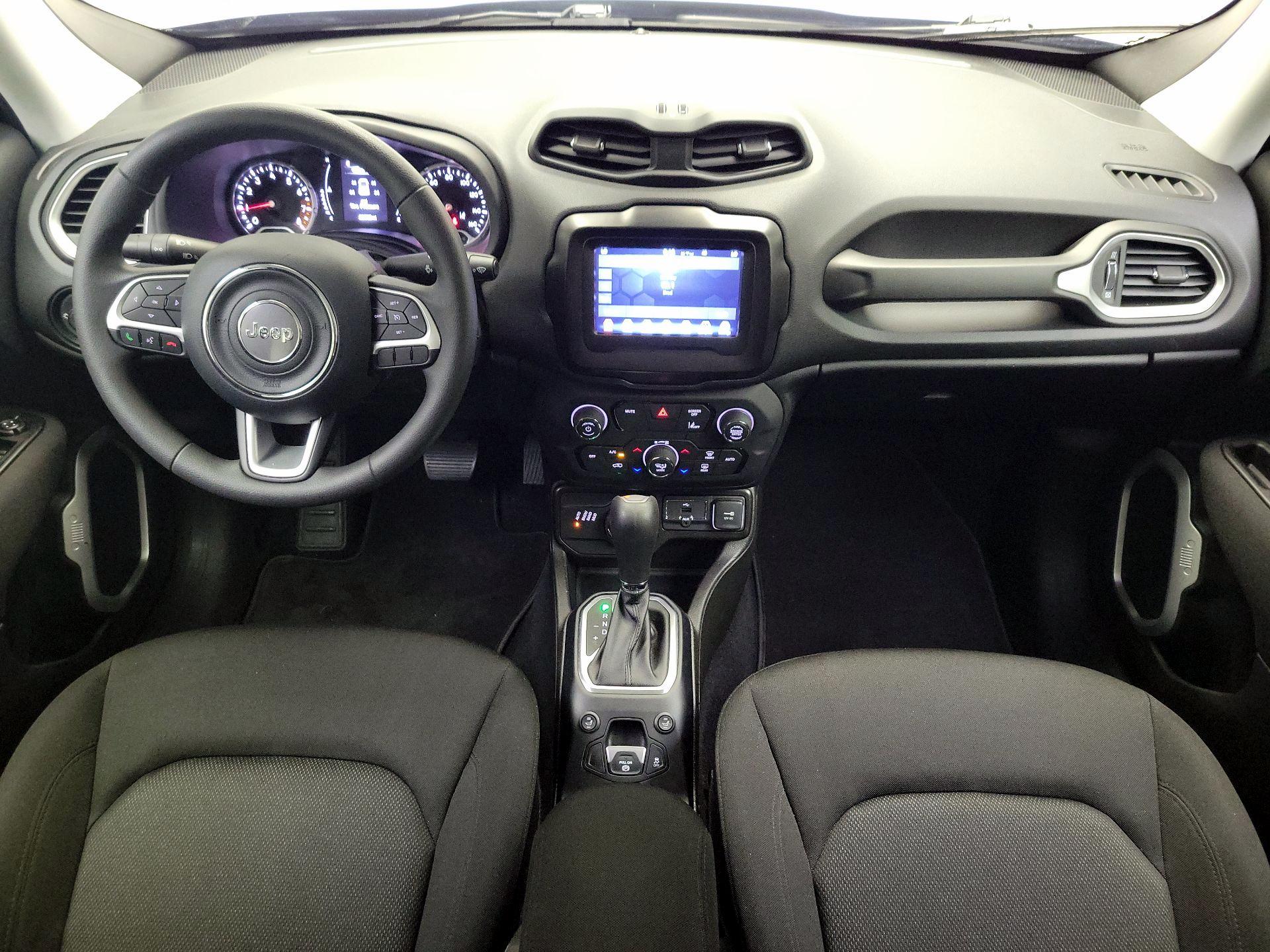 Thumbnail: 2021 Jeep Renegade - 9