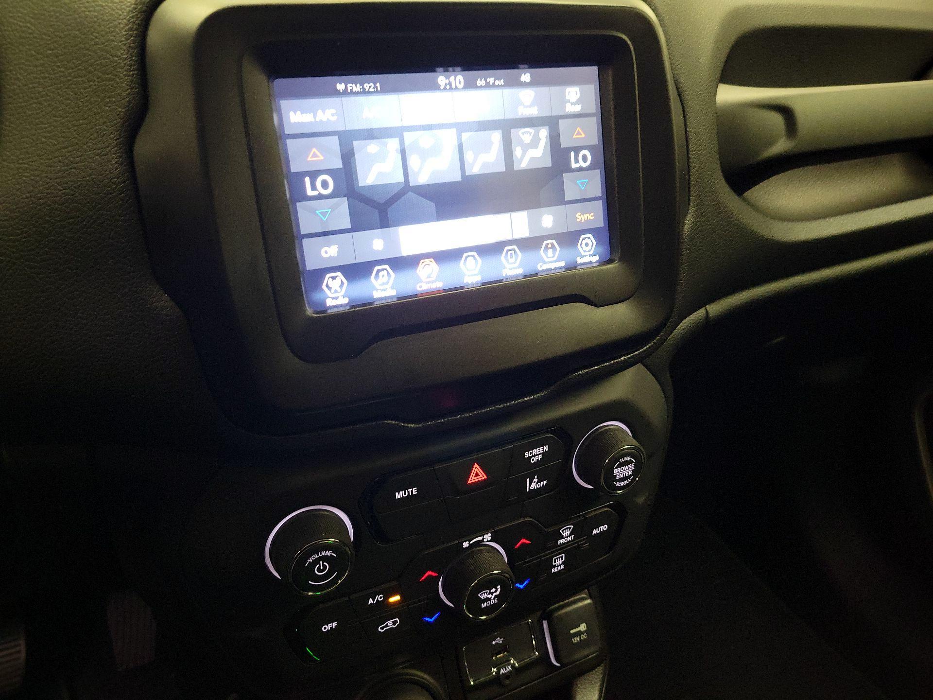 Thumbnail: 2021 Jeep Renegade - 16