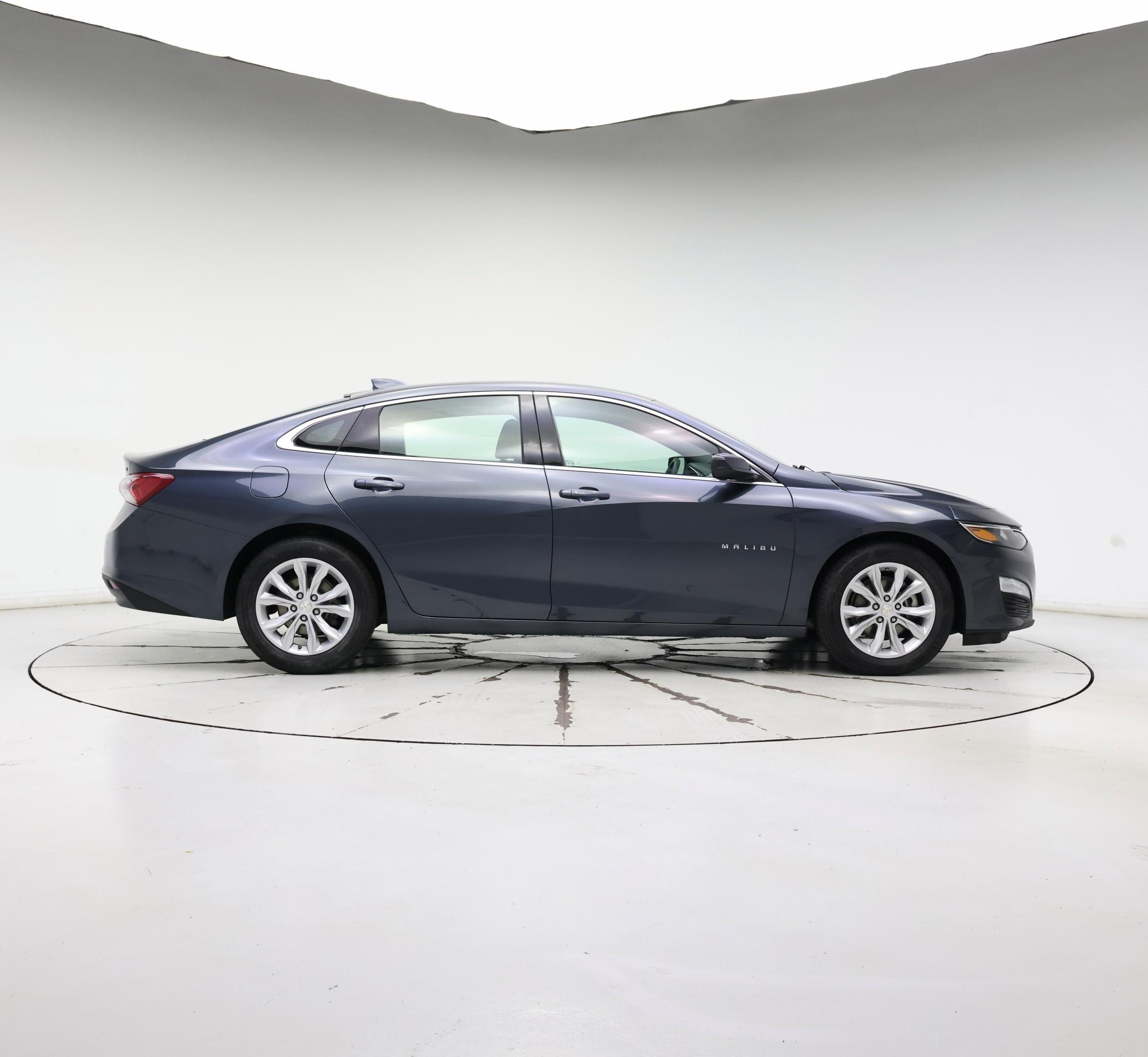 Thumbnail: 2021 Chevrolet Malibu - 7