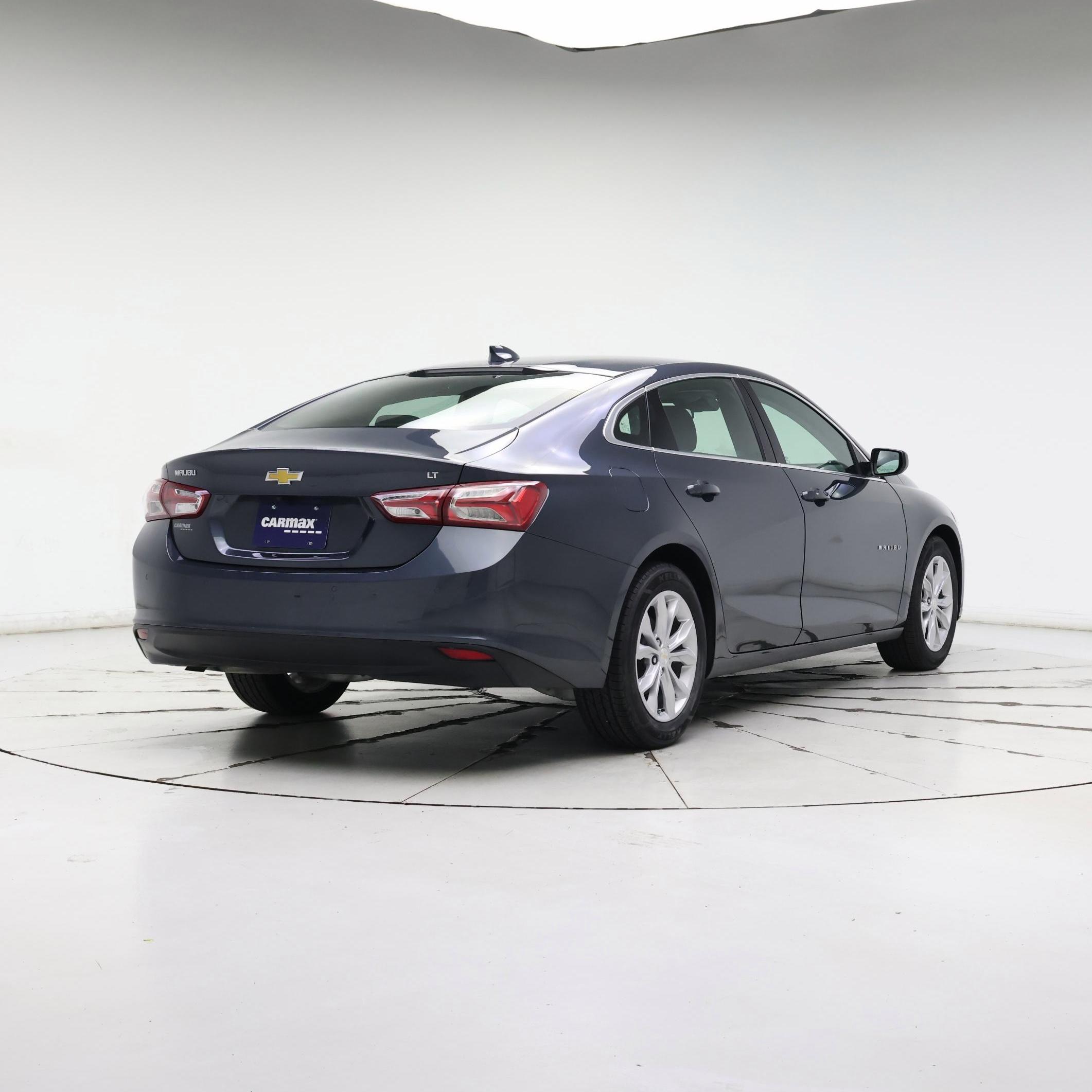 Thumbnail: 2021 Chevrolet Malibu - 8