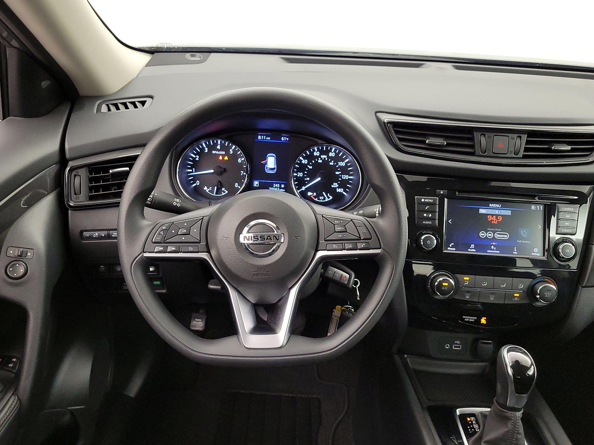Thumbnail: 2020 Nissan Rogue - 10