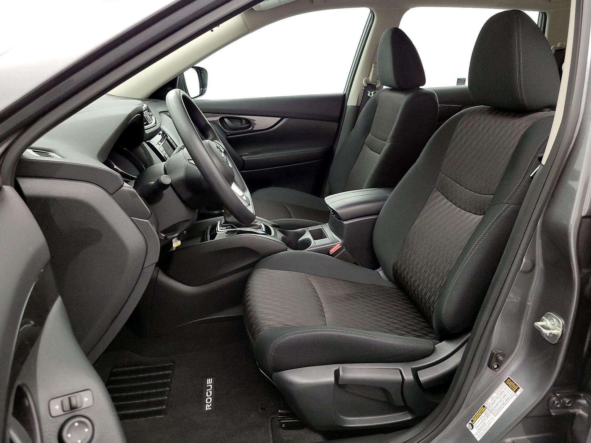 Thumbnail: 2020 Nissan Rogue - 11