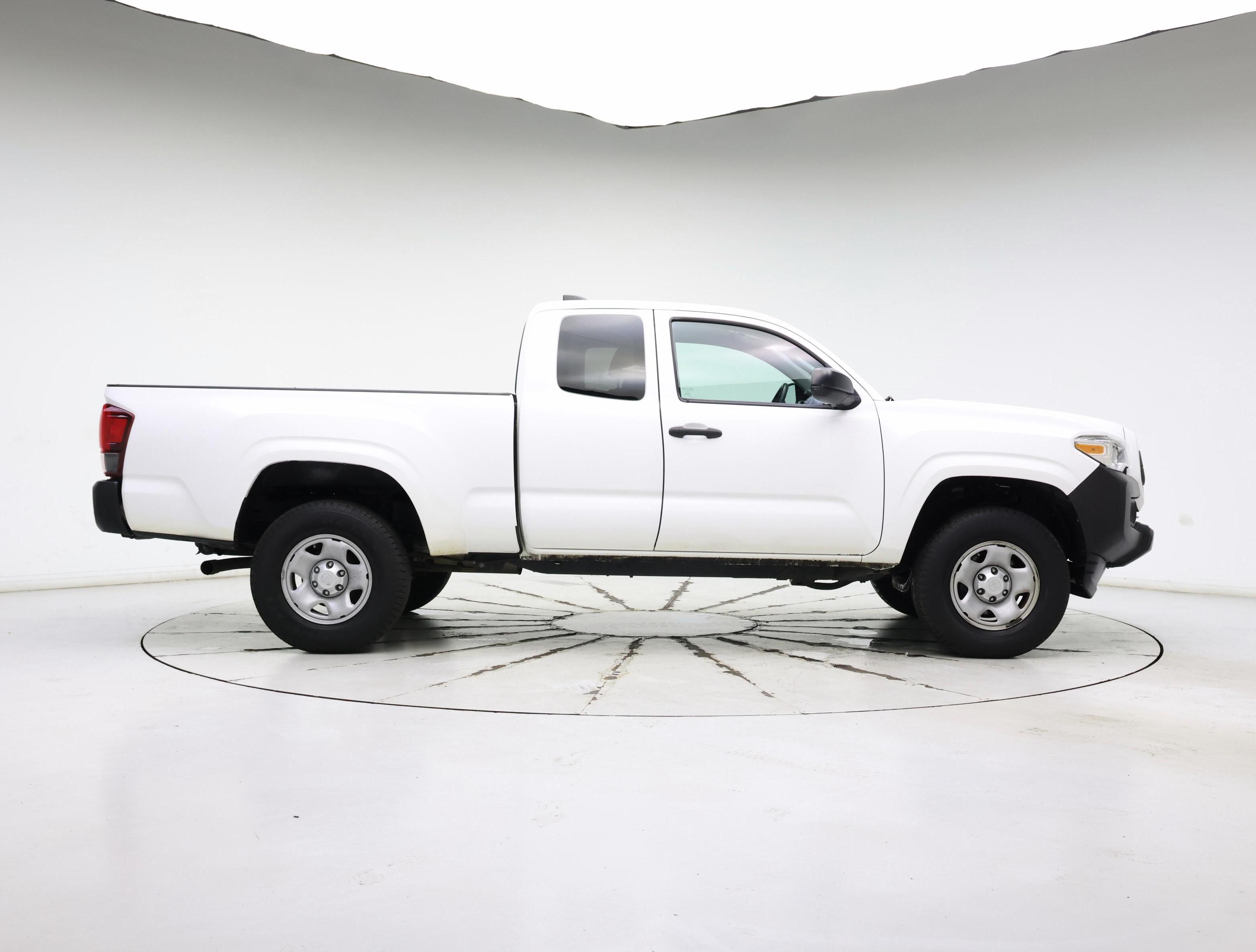 Thumbnail: 2020 Toyota Tacoma - 7