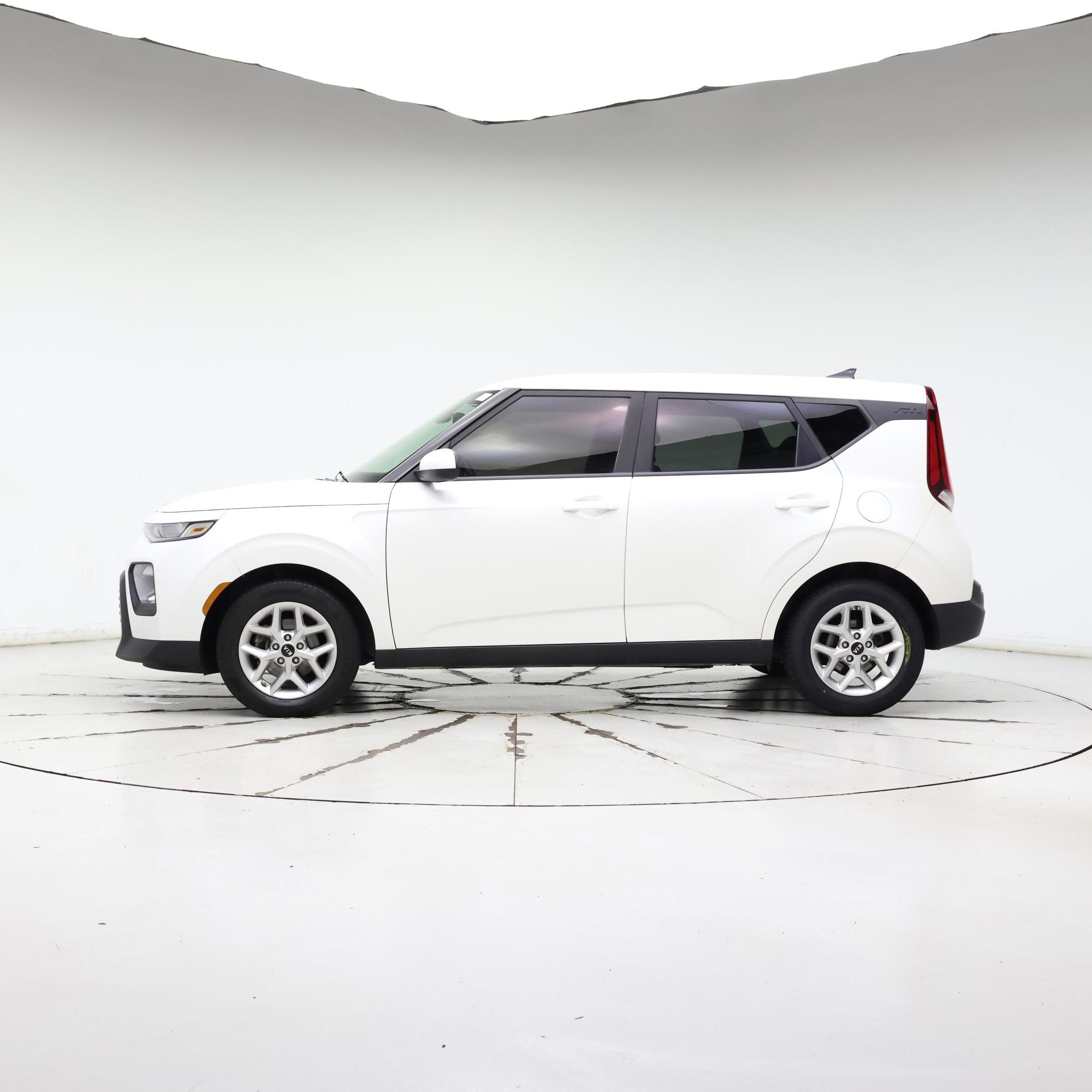 Thumbnail: 2020 Kia Soul - 3