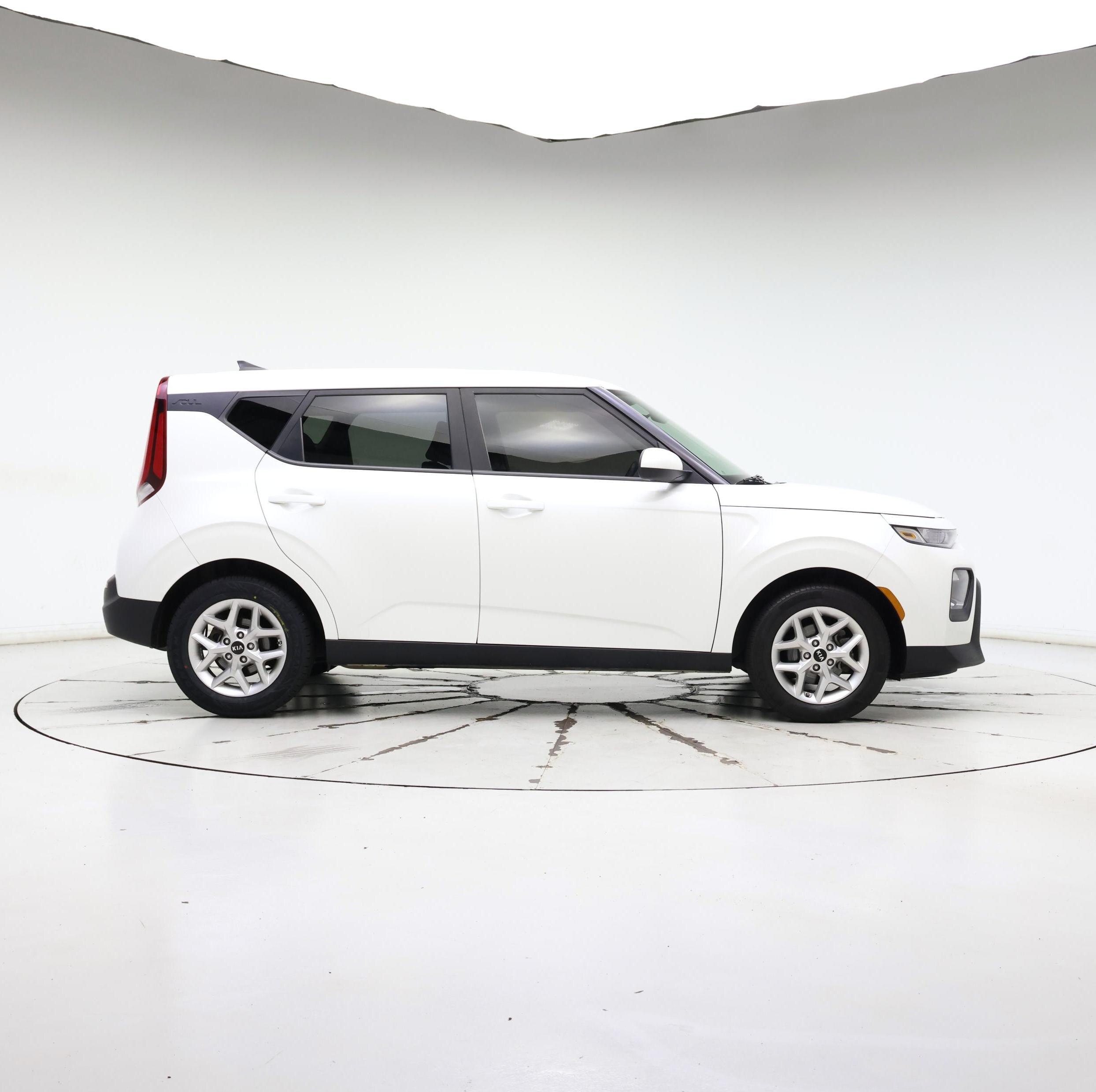 Thumbnail: 2020 Kia Soul - 7