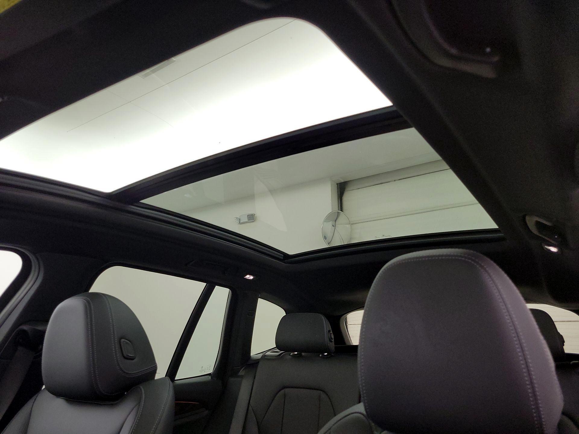 Thumbnail: 2022 BMW X3 - 20