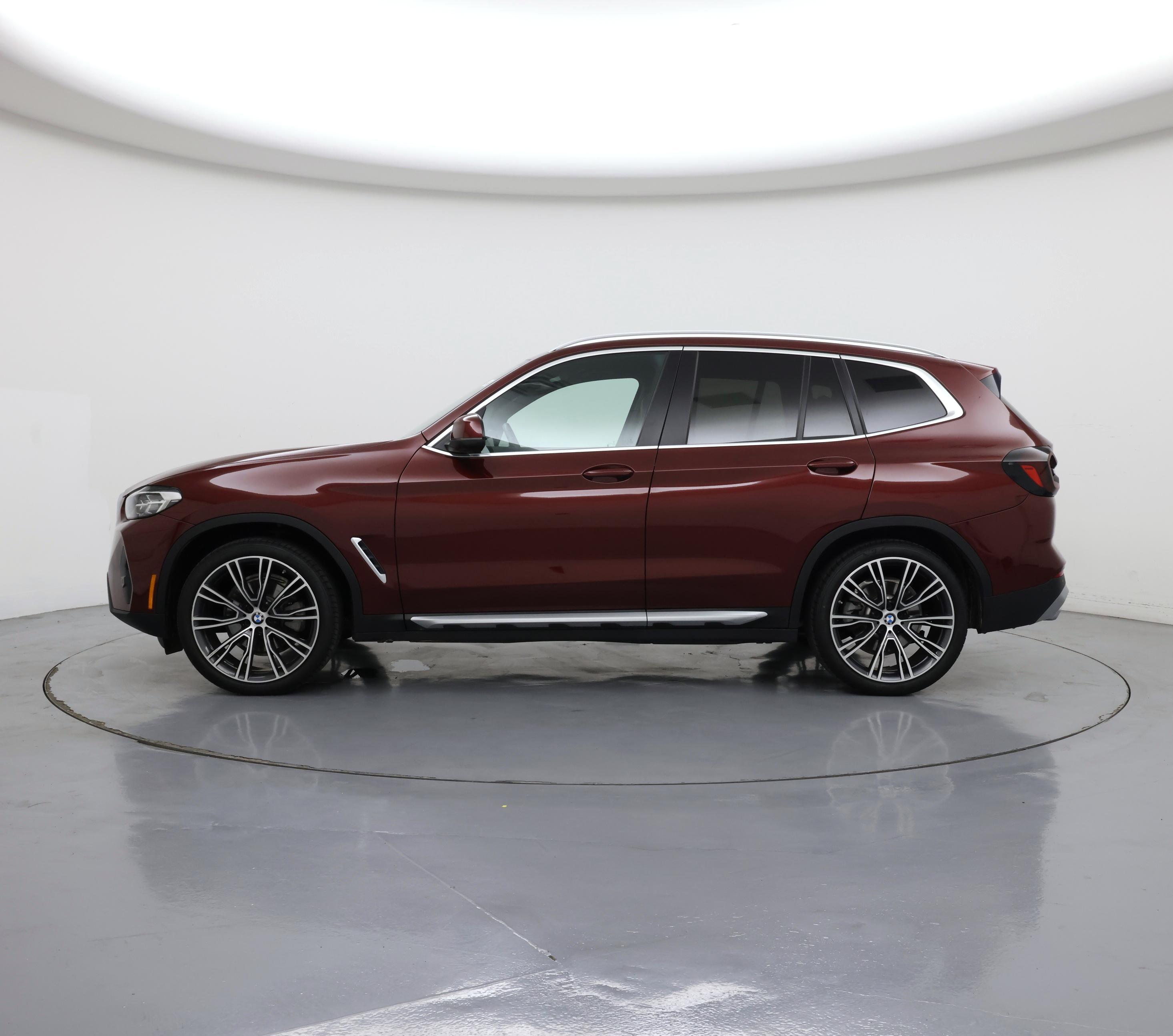 Thumbnail: 2022 BMW X3 - 3