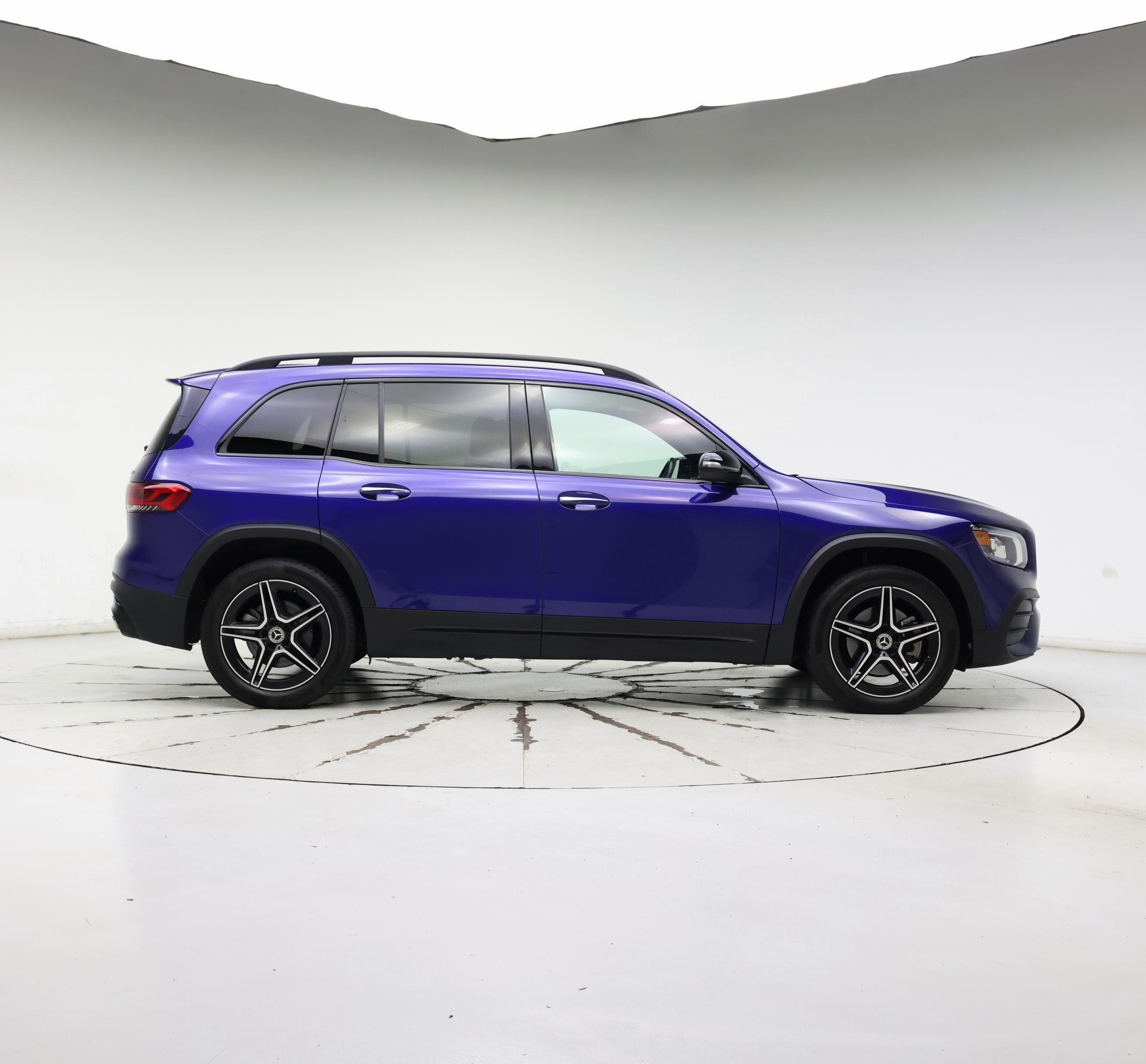 Thumbnail: 2021 Mercedes-Benz GLB - 7