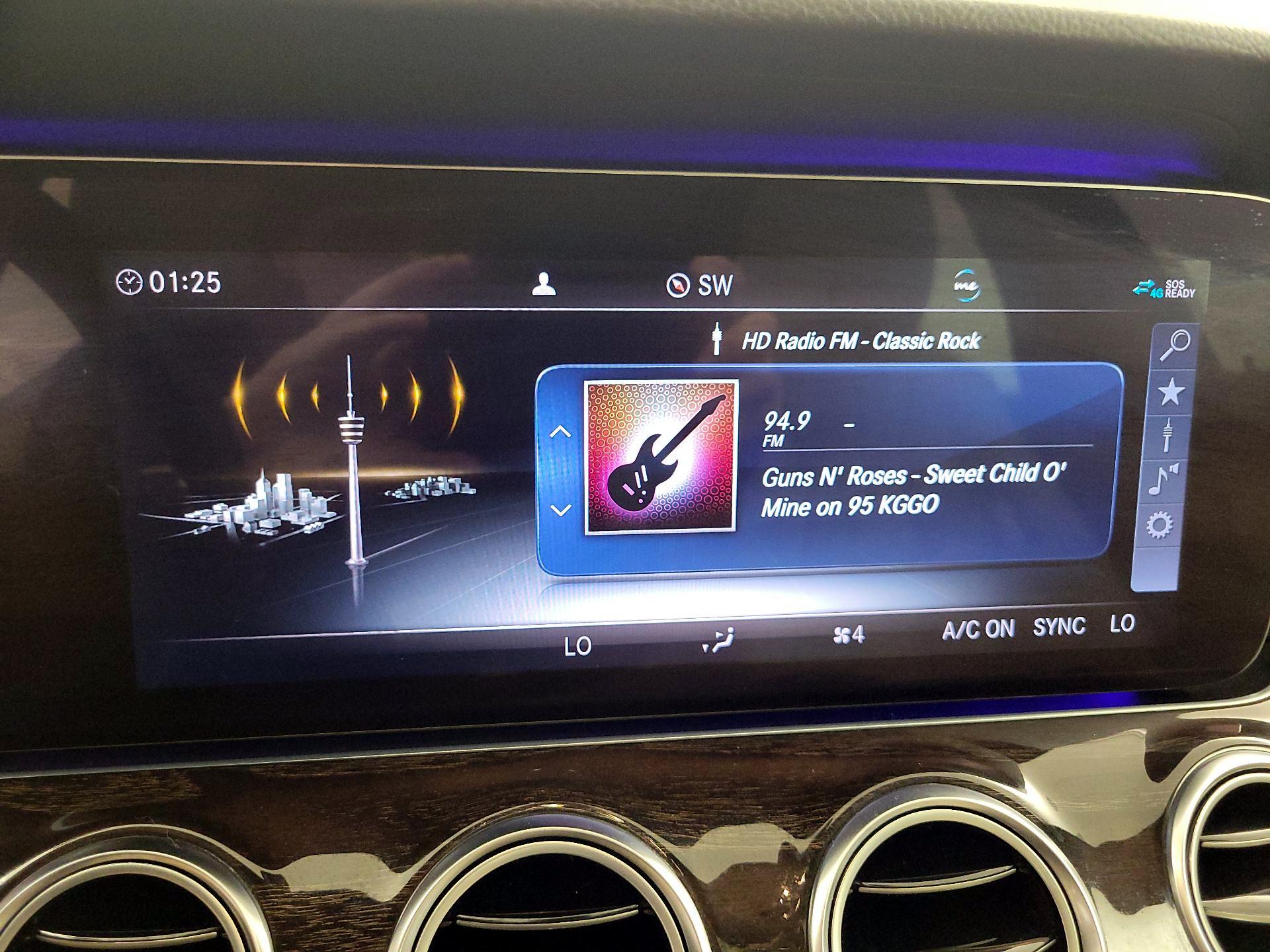 Thumbnail: 2020 Mercedes-Benz E-Class - 16